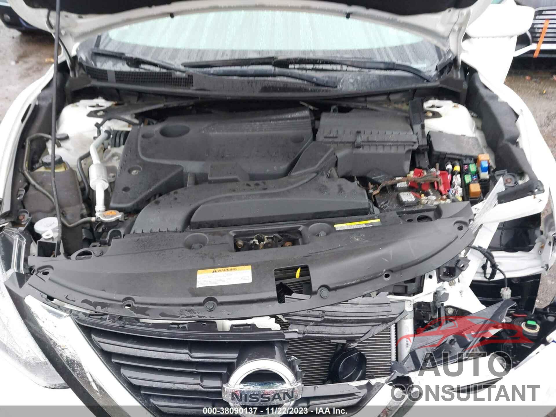 NISSAN ALTIMA 2018 - 1N4AL3AP8JC222039