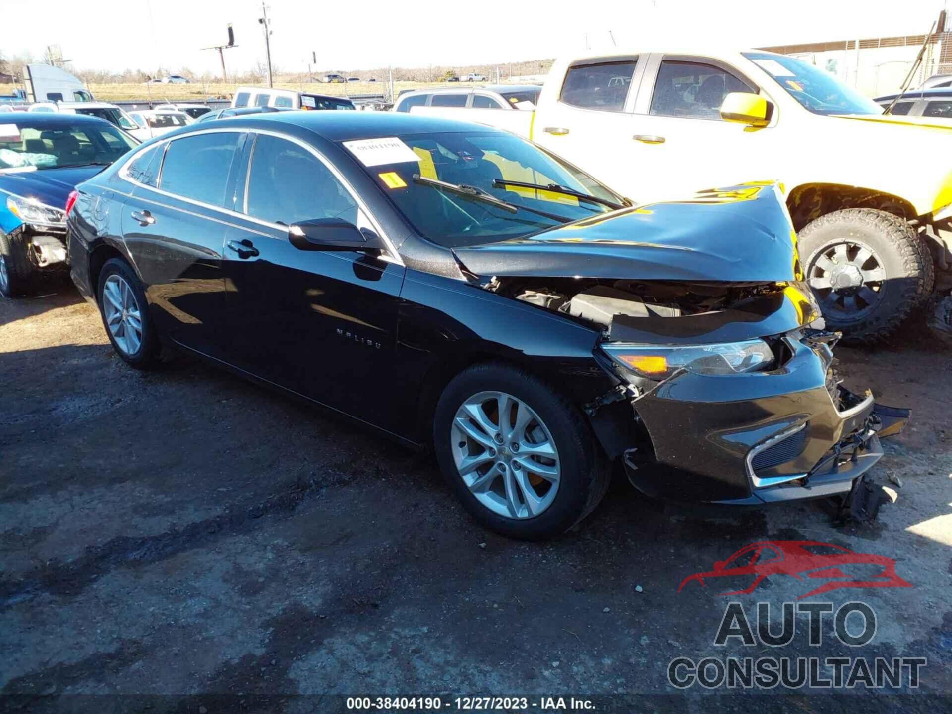 CHEVROLET MALIBU 2017 - 1G1ZE5ST4HF119085