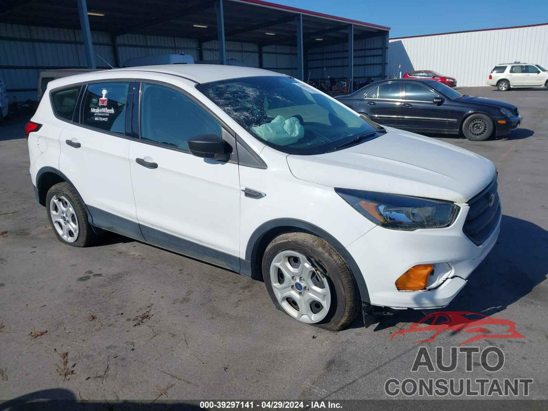 FORD ESCAPE 2019 - 1FMCU0F78KUB14521