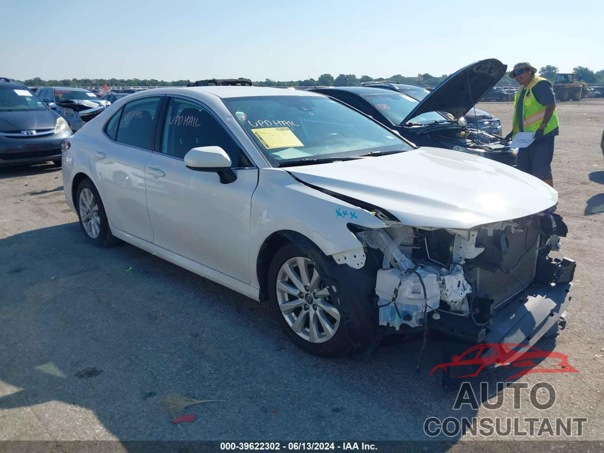 TOYOTA CAMRY 2020 - 4T1C11AK3LU928510