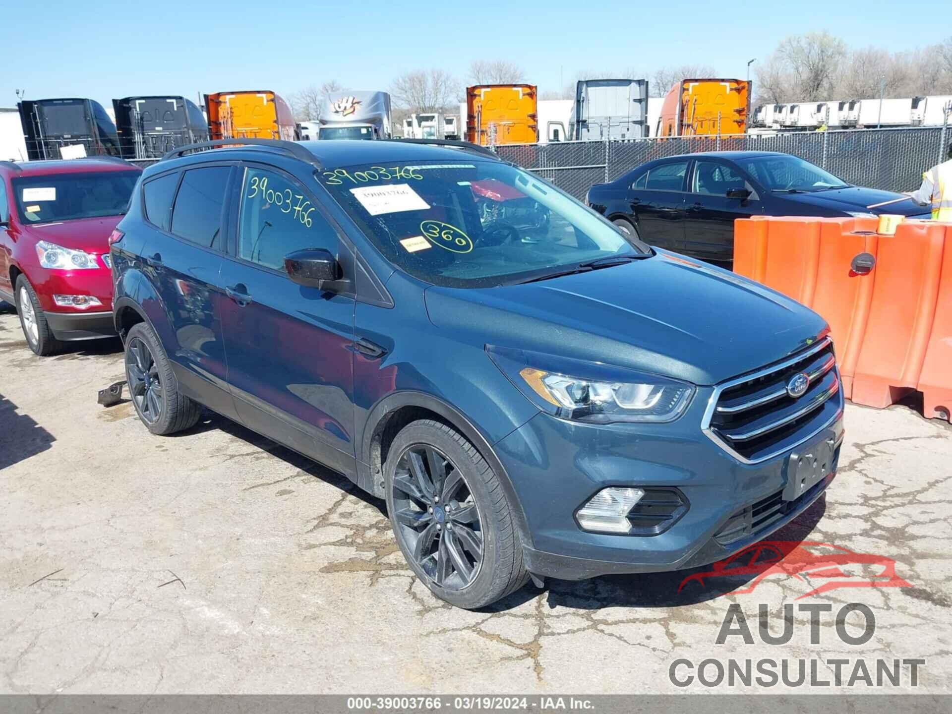 FORD ESCAPE 2019 - 1FMCU0GD1KUB64102