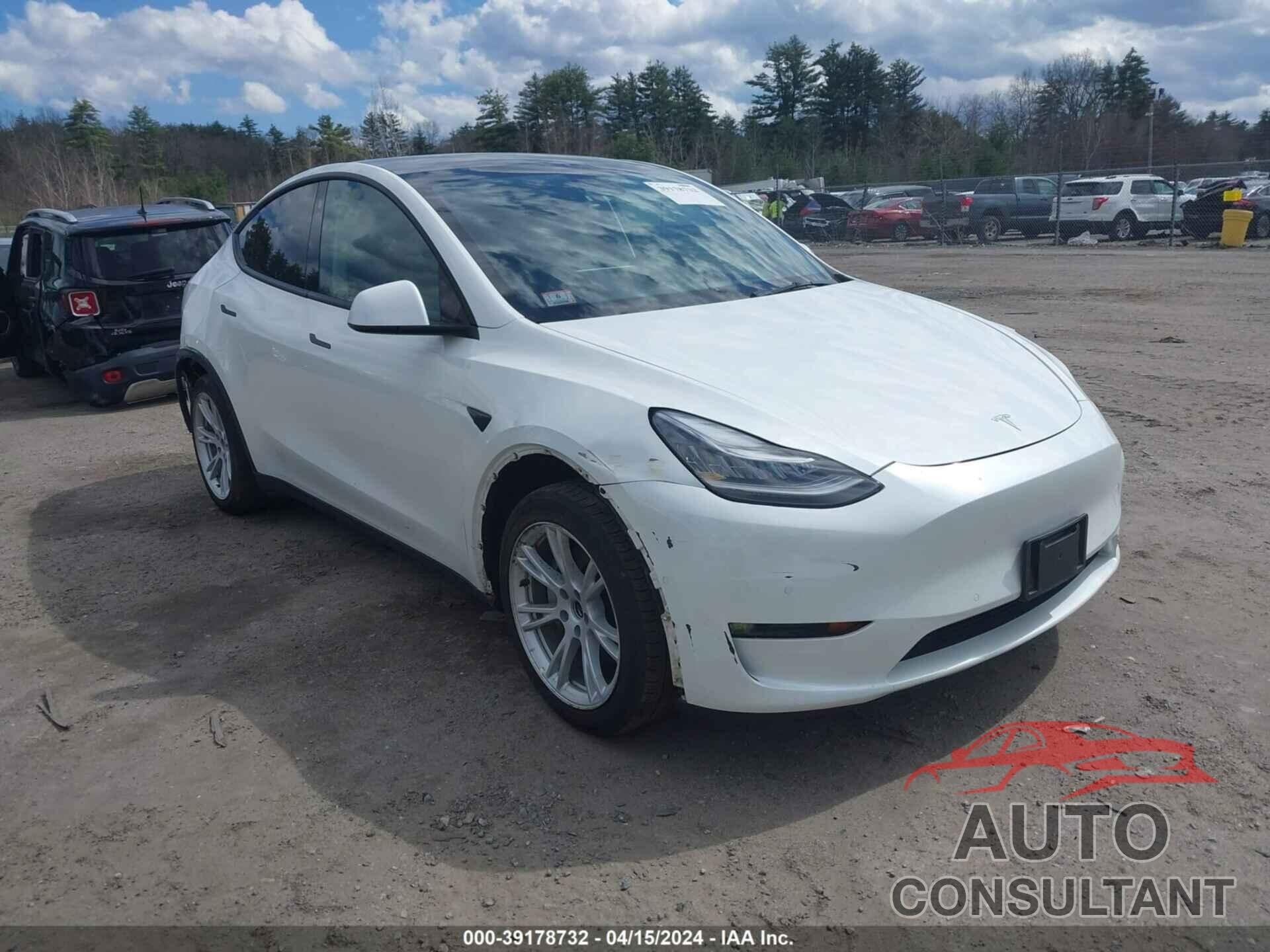 TESLA MODEL Y 2021 - 5YJYGDEE5MF148968