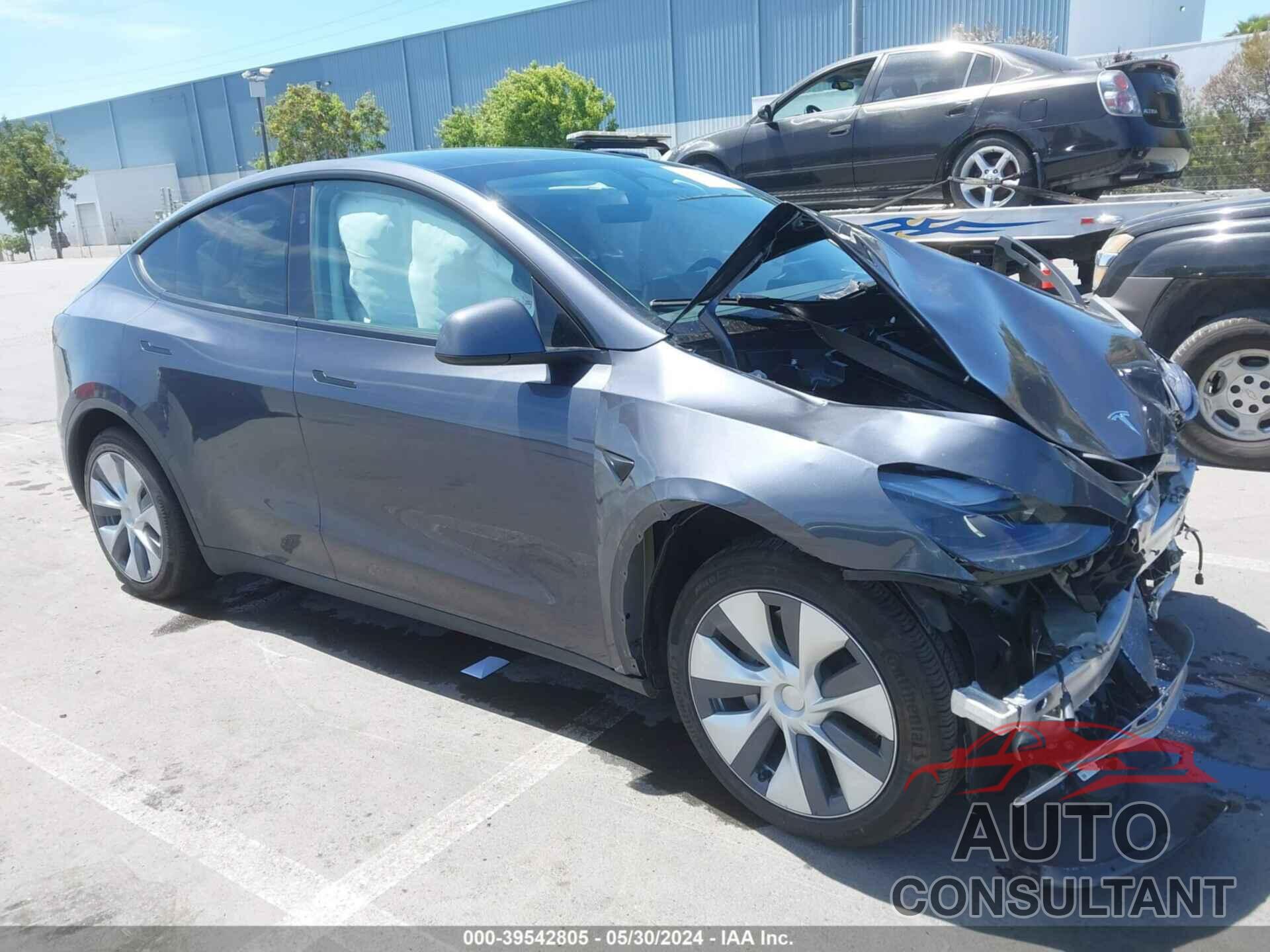 TESLA MODEL Y 2023 - 7SAYGDED9PF957744