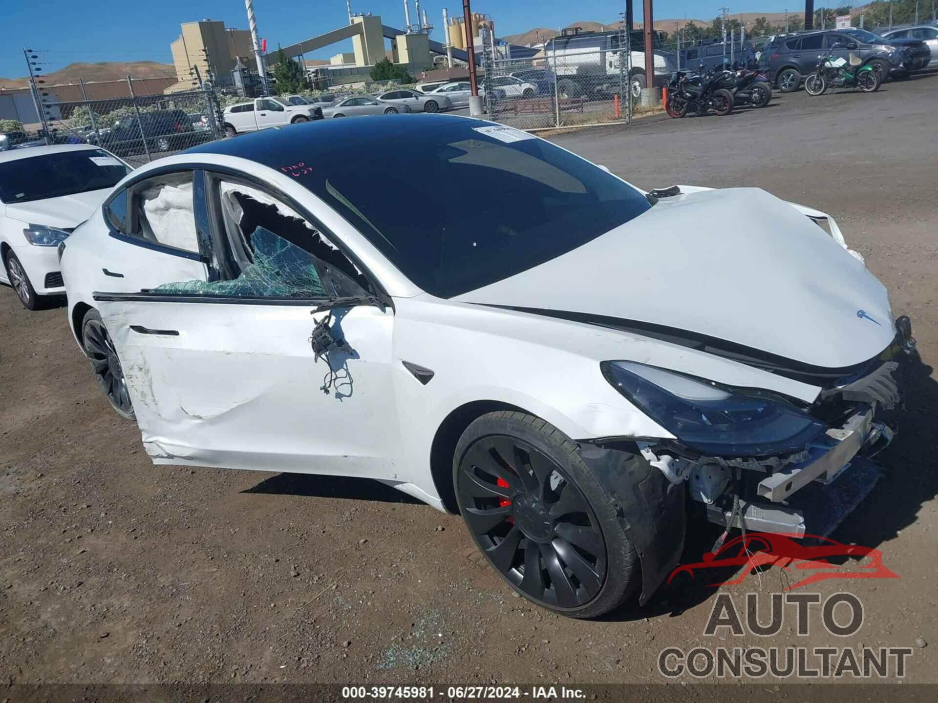 TESLA MODEL 3 2021 - 5YJ3E1EC8MF935961