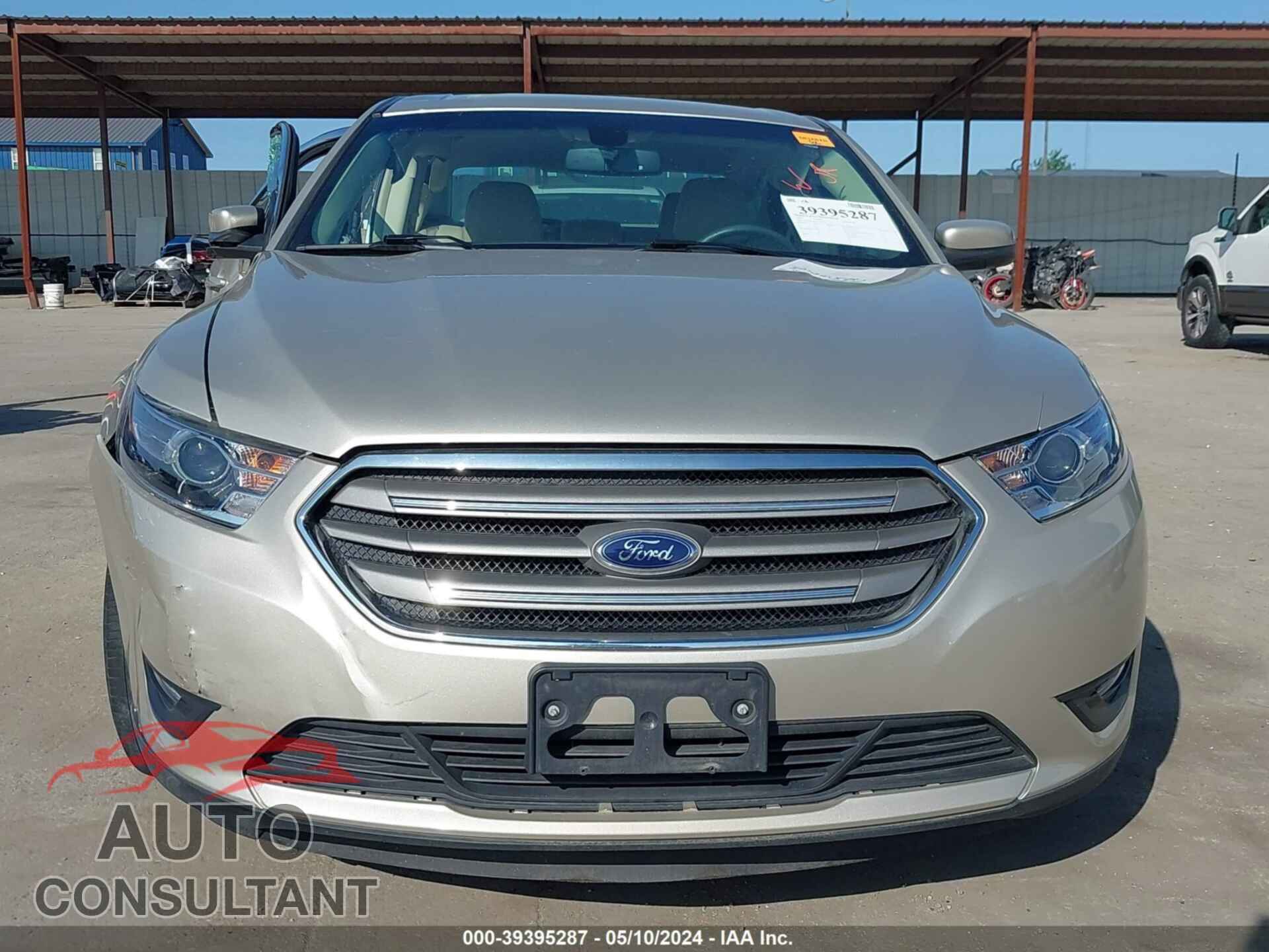 FORD TAURUS 2017 - 1FAHP2E89HG143014
