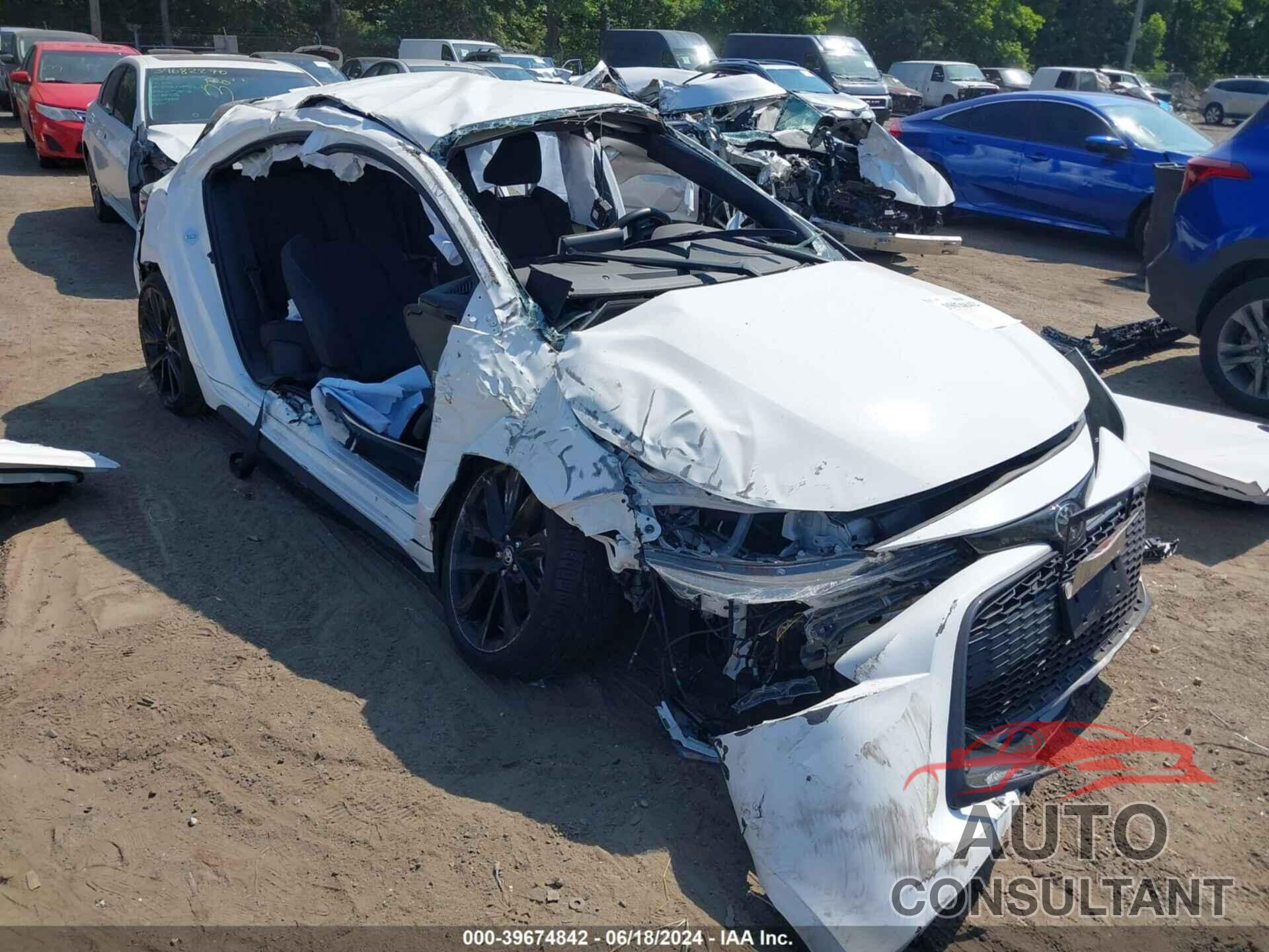 TOYOTA COROLLA 2022 - JTND4MBE1N3161710