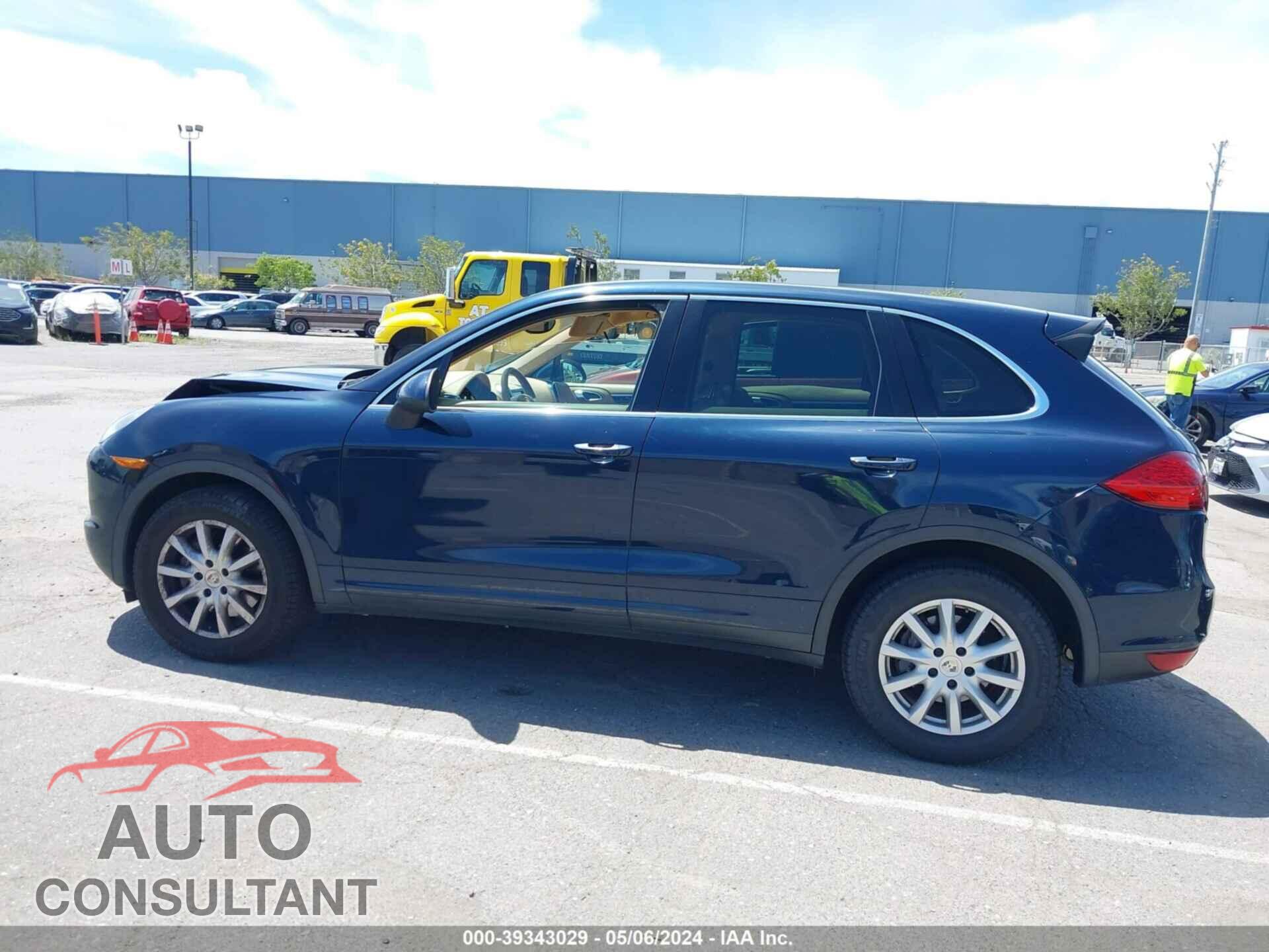 PORSCHE CAYENNE 2012 - WP1AA2A20CLA10011