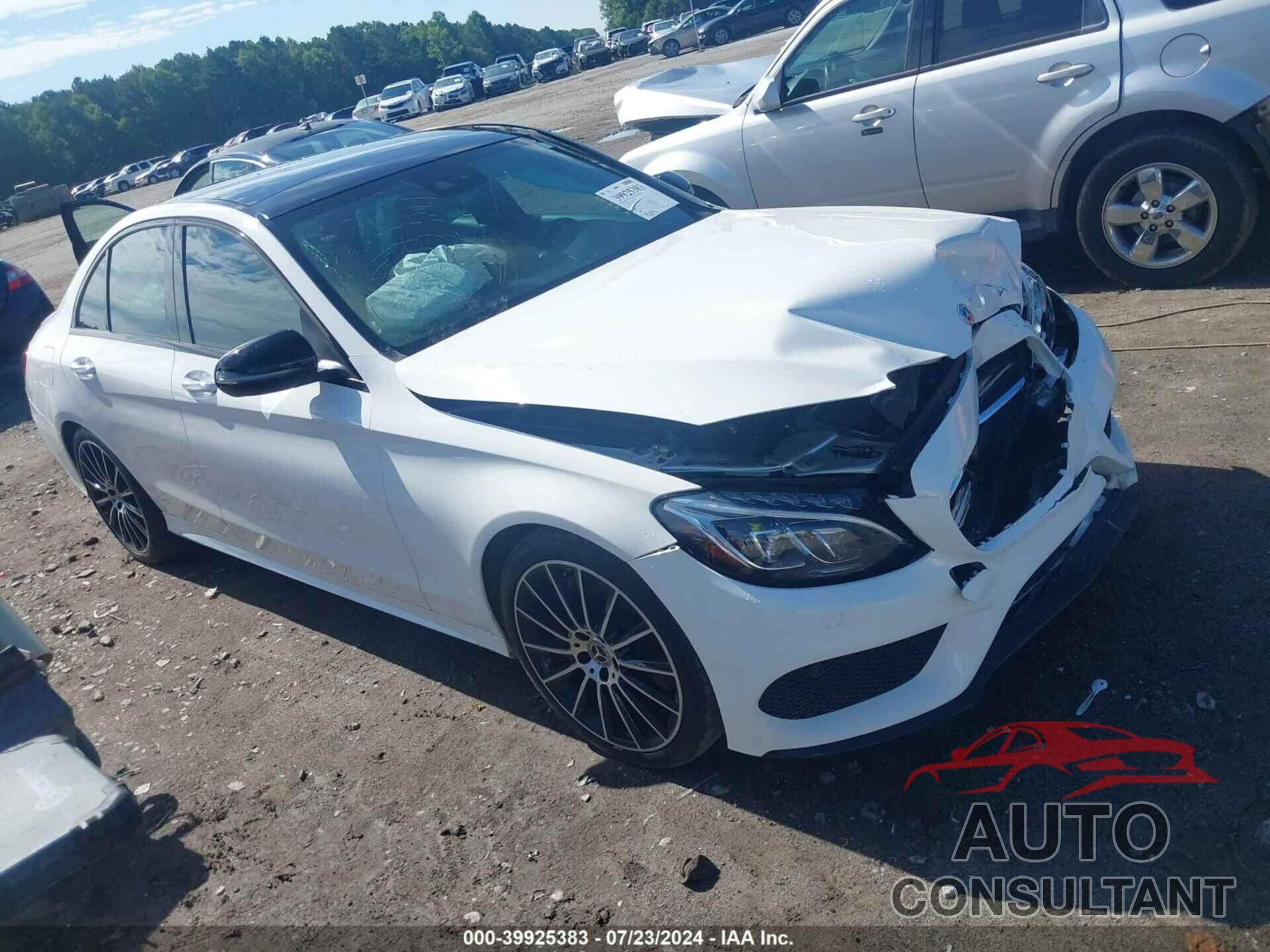 MERCEDES-BENZ C 300 2018 - 55SWF4JB3JU265271