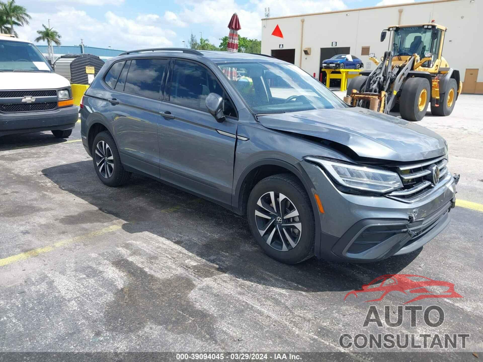 VOLKSWAGEN TIGUAN 2022 - 3VV1B7AX2NM158767