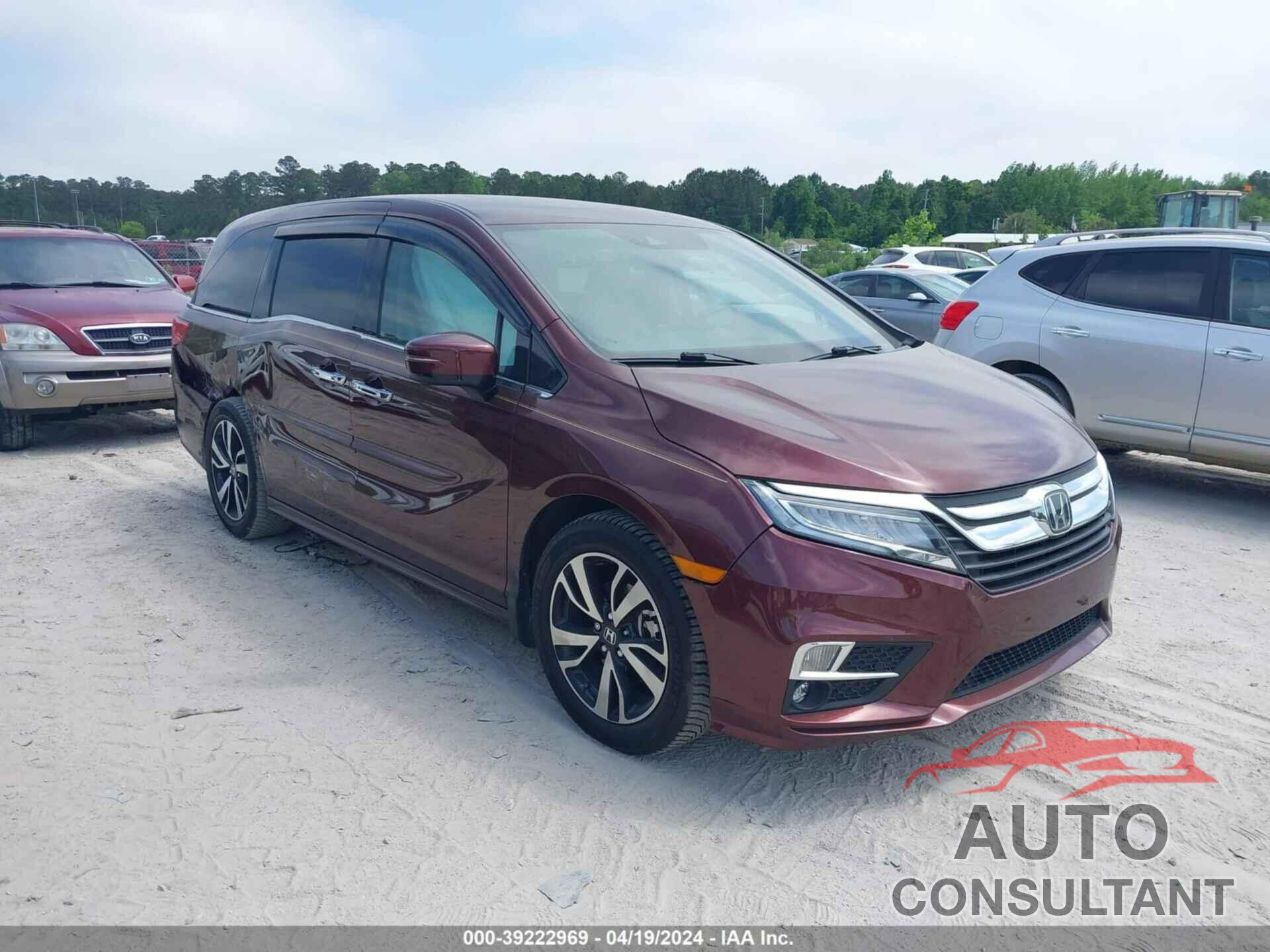 HONDA ODYSSEY 2018 - 5FNRL6H96JB045726