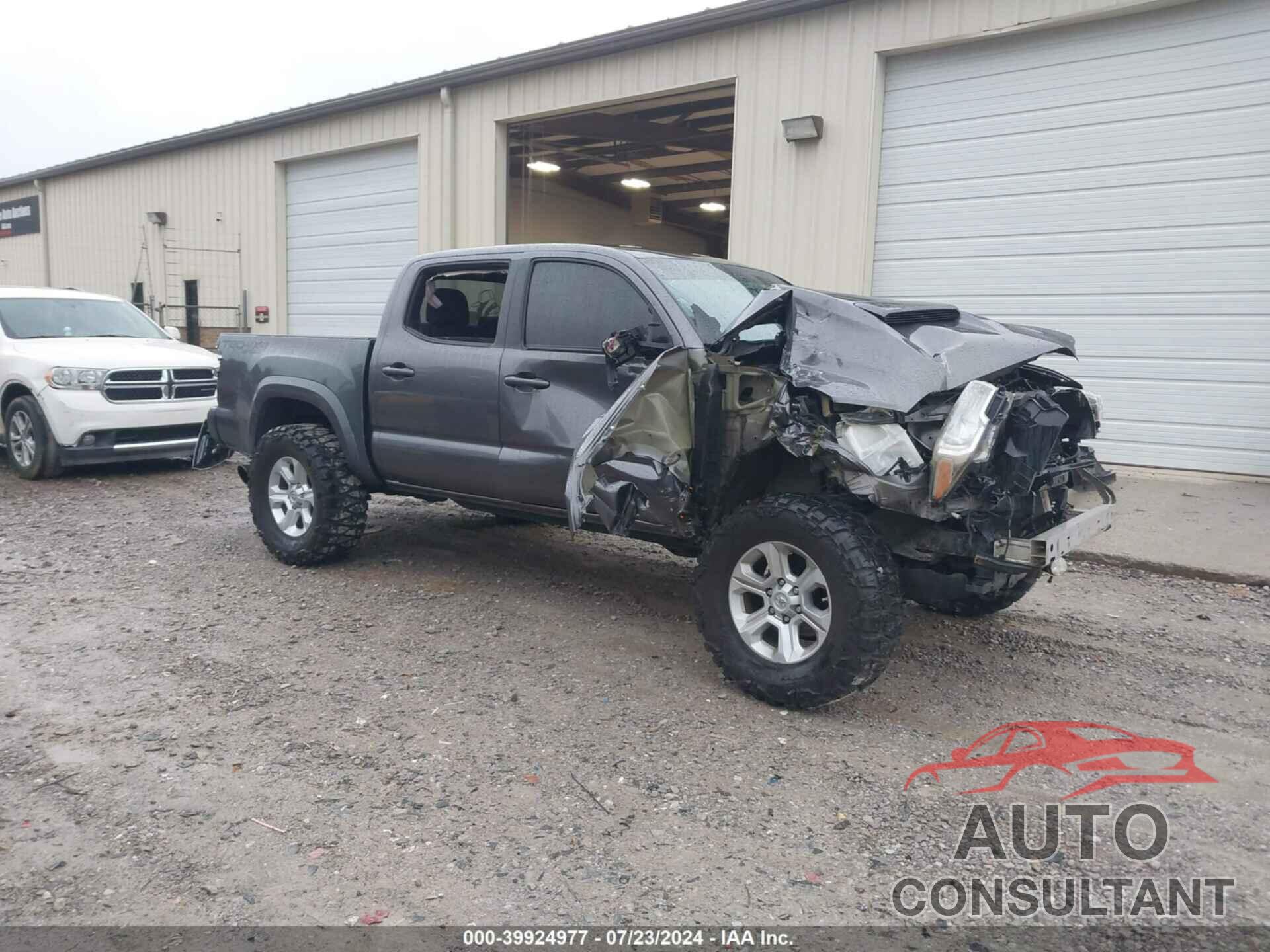 TOYOTA TACOMA 2017 - 5TFCZ5AN5HX065648