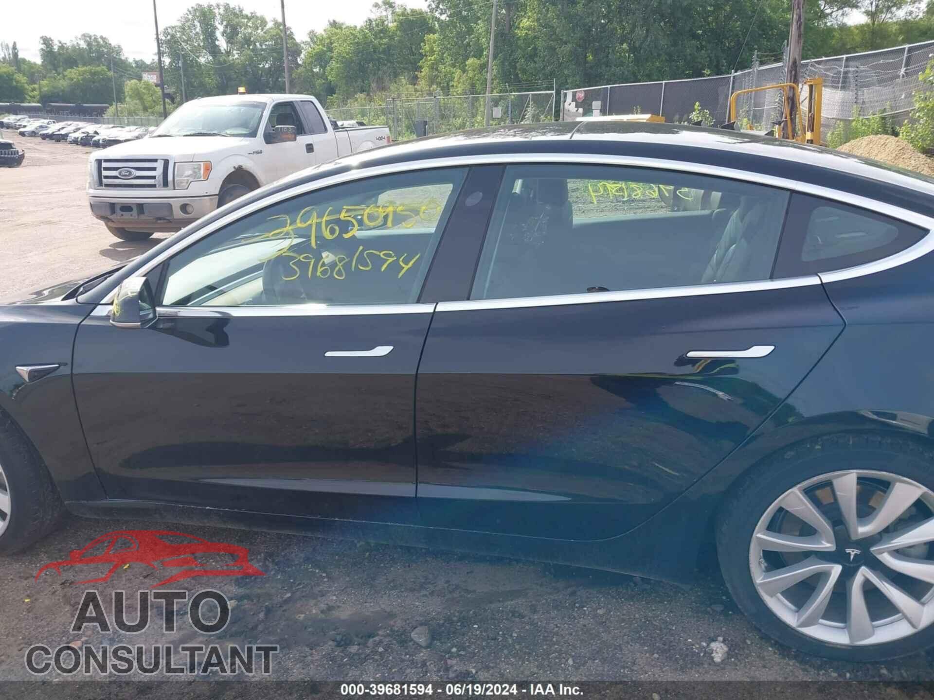 TESLA MODEL 3 2019 - 5YJ3E1EA2KF314159