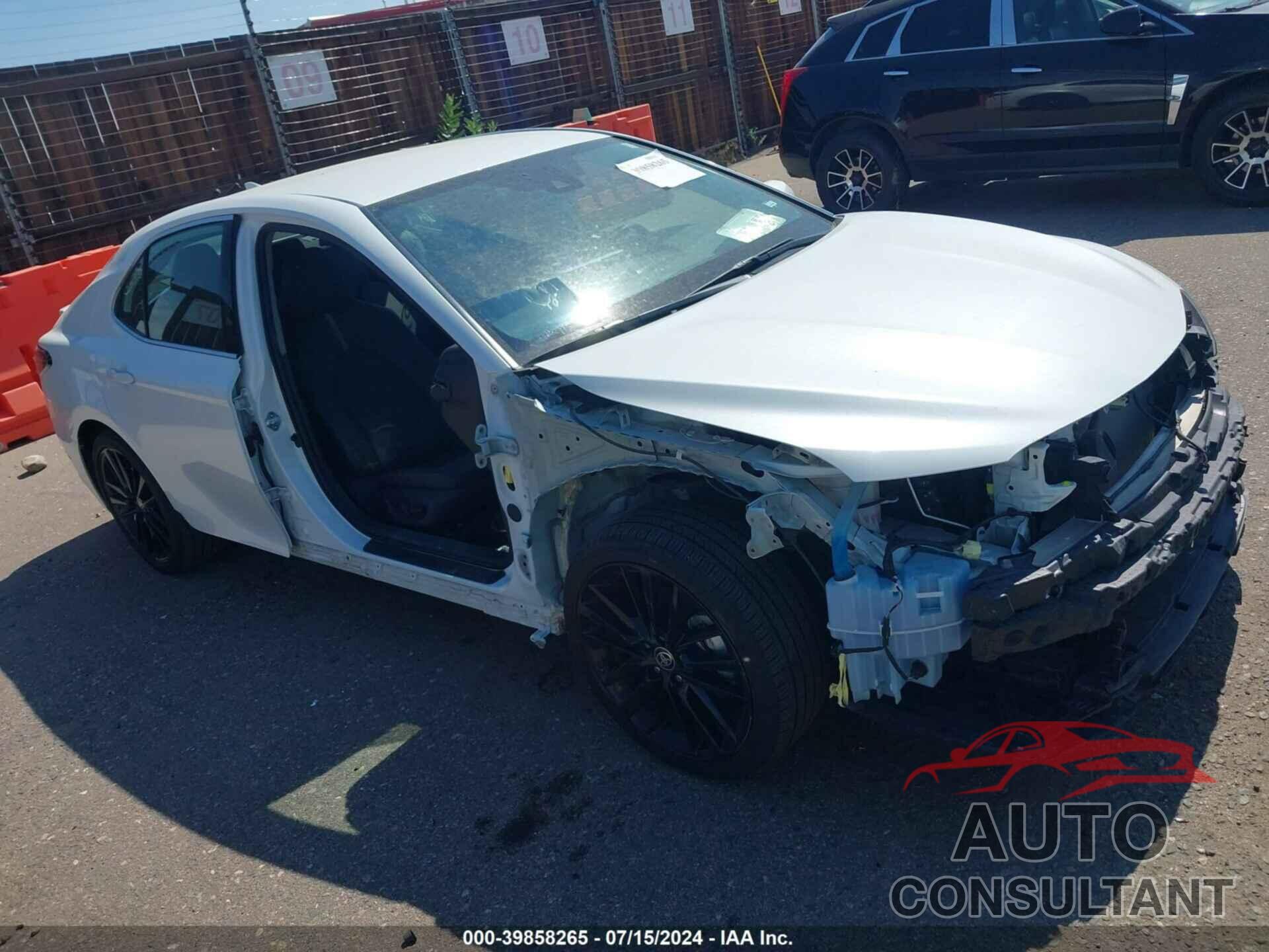 TOYOTA CAMRY 2023 - 4T1K61AK9PU818757