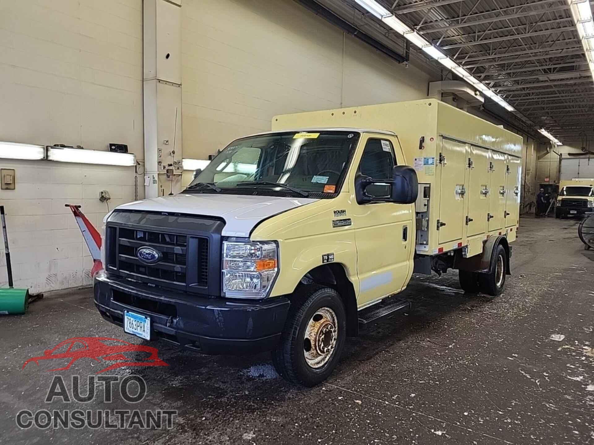 FORD ECONOLINE 2017 - 1FDXE4FS8HDC69038