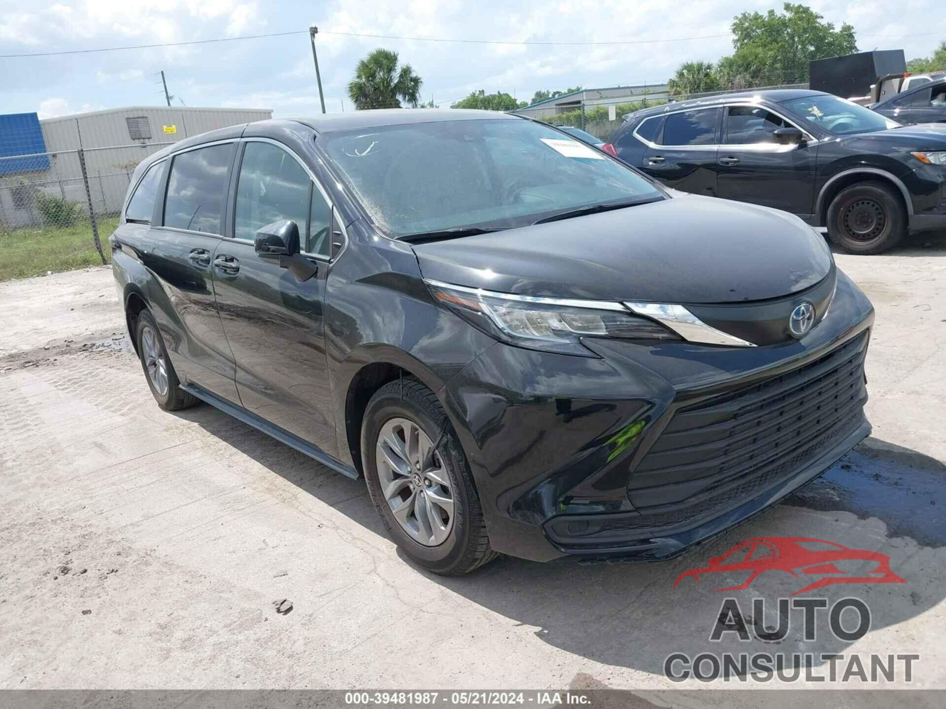 TOYOTA SIENNA 2022 - 5TDKRKEC0NS117627