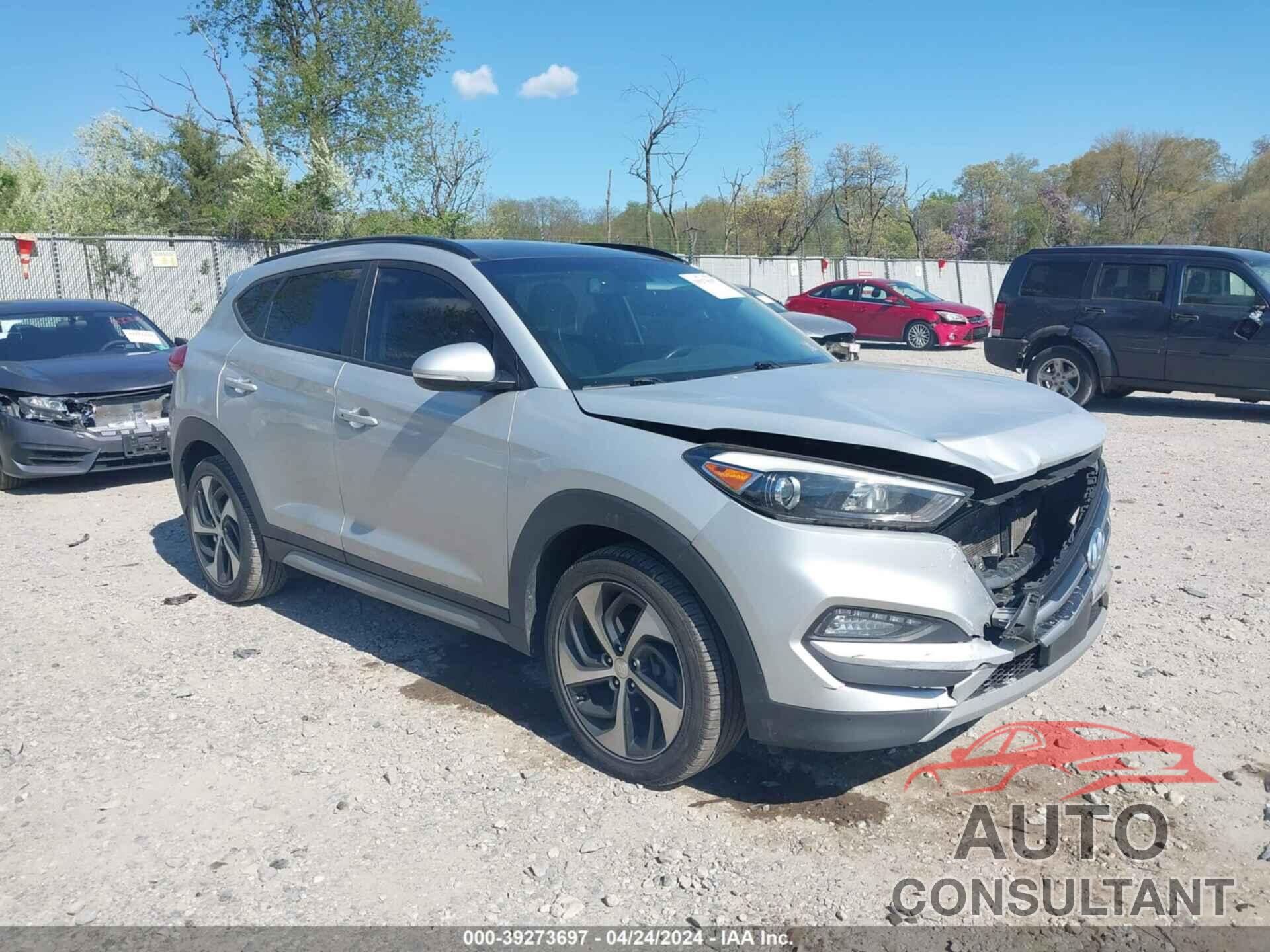 HYUNDAI TUCSON 2017 - KM8J3CA27HU567240