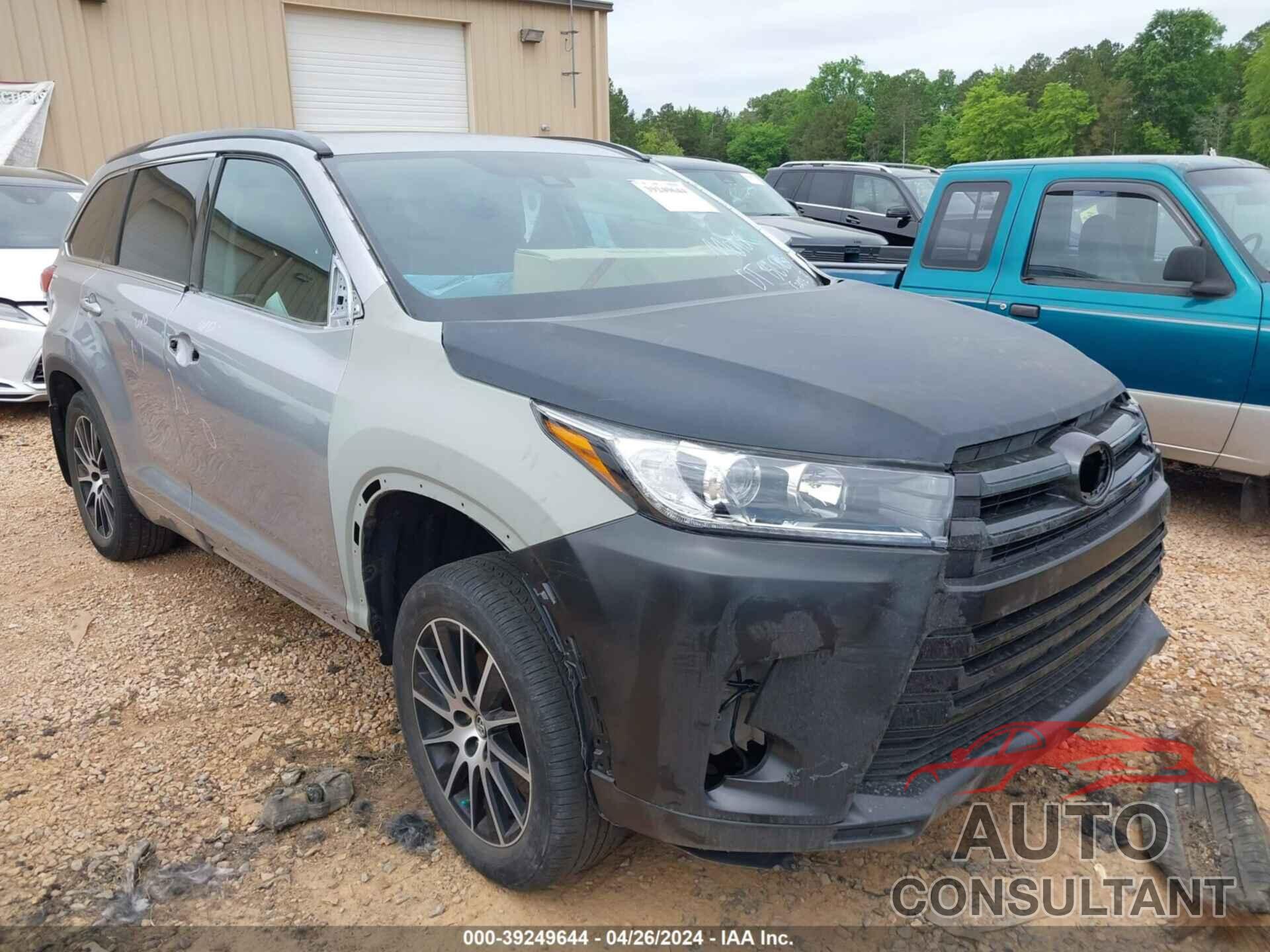 TOYOTA HIGHLANDER 2017 - 5TDJZRFH8HS362839