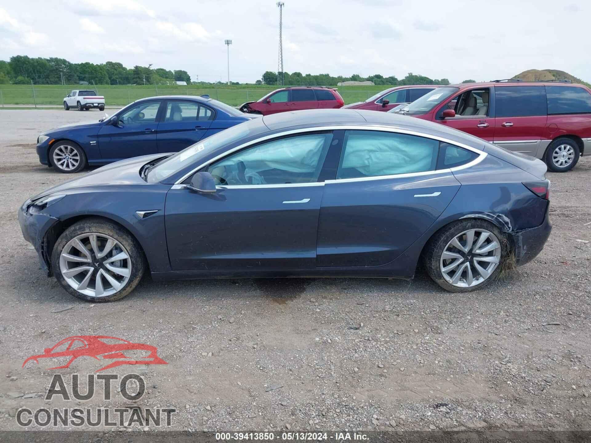 TESLA MODEL 3 2019 - 5YJ3E1EA7KF428304