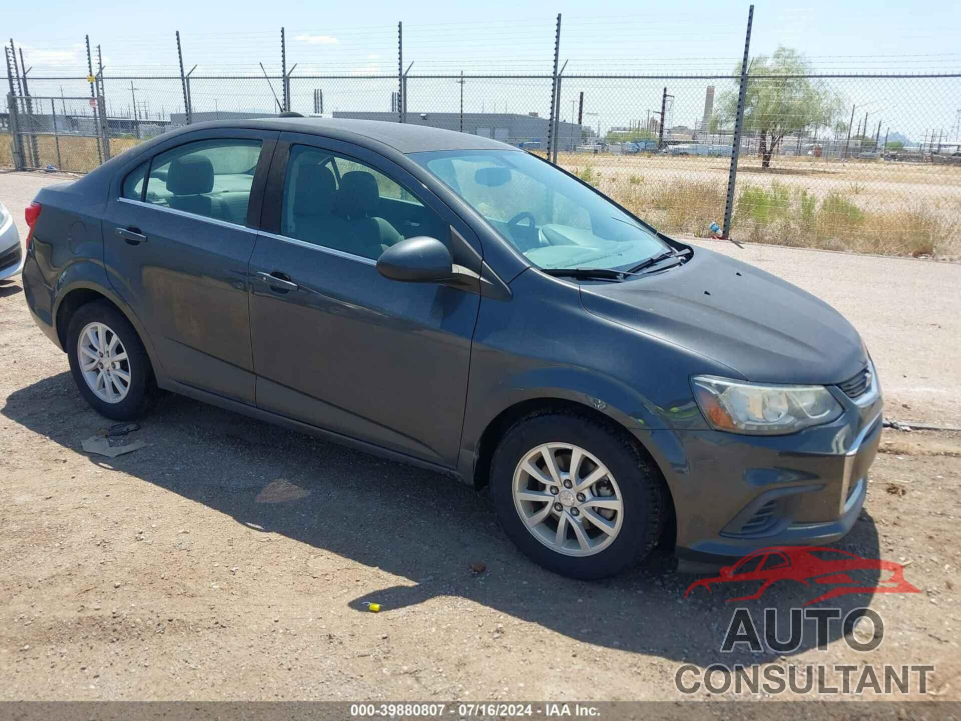 CHEVROLET SONIC 2017 - 1G1JD5SB8H4145398