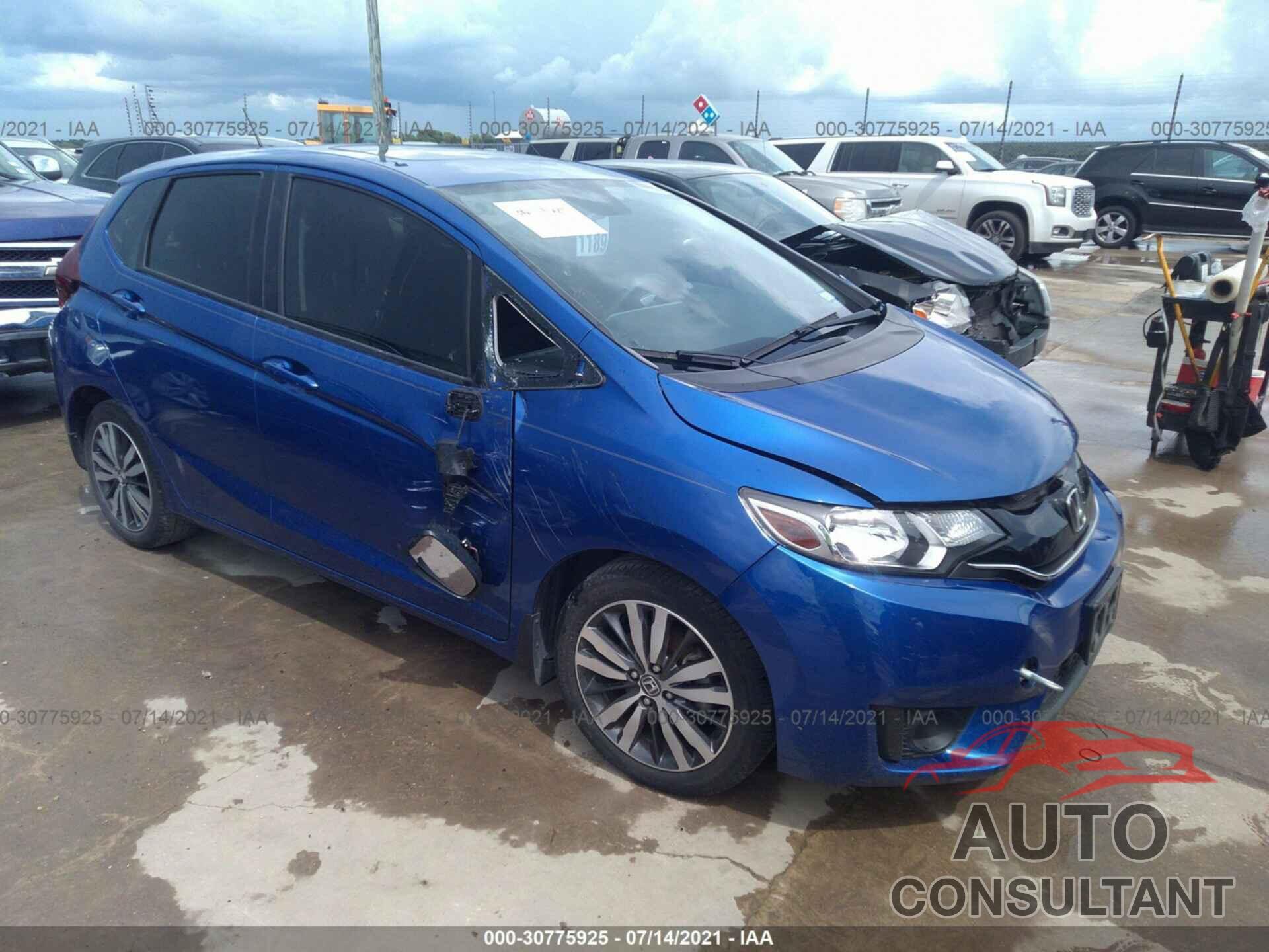 HONDA FIT 2016 - JHMGK5H72GX008821