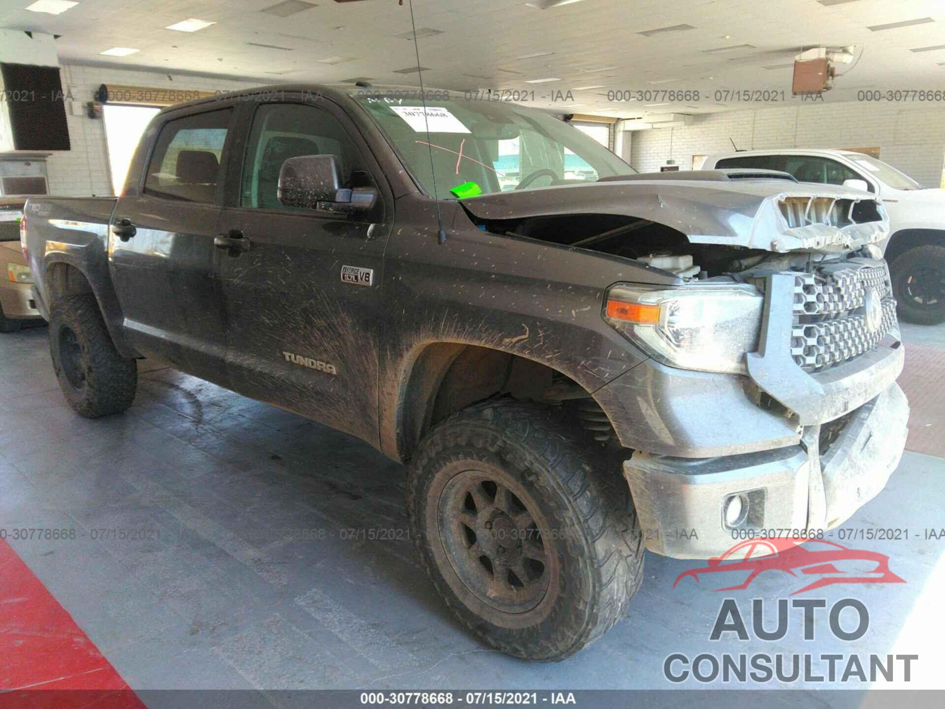 TOYOTA TUNDRA 4WD 2018 - 5TFDY5F14JX704881