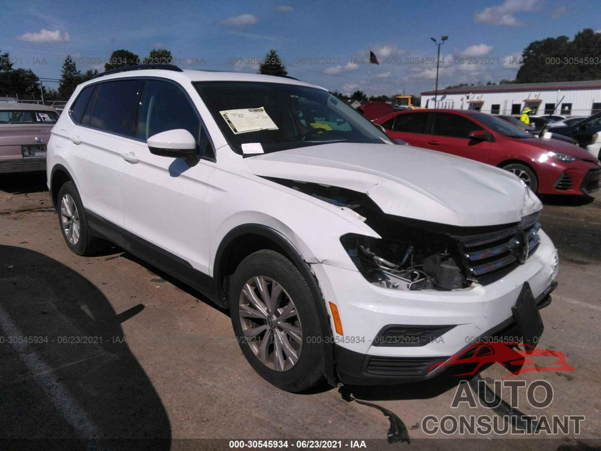 VOLKSWAGEN TIGUAN 2018 - 3VV3B7AX7JM134855