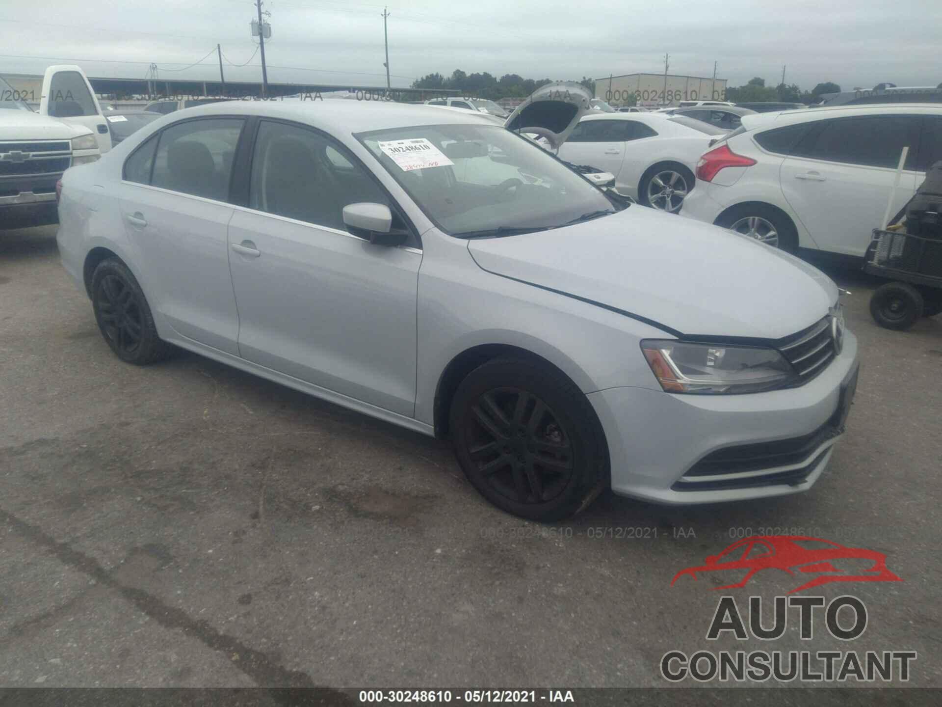 VOLKSWAGEN JETTA 2017 - 3VW2B7AJ7HM335765