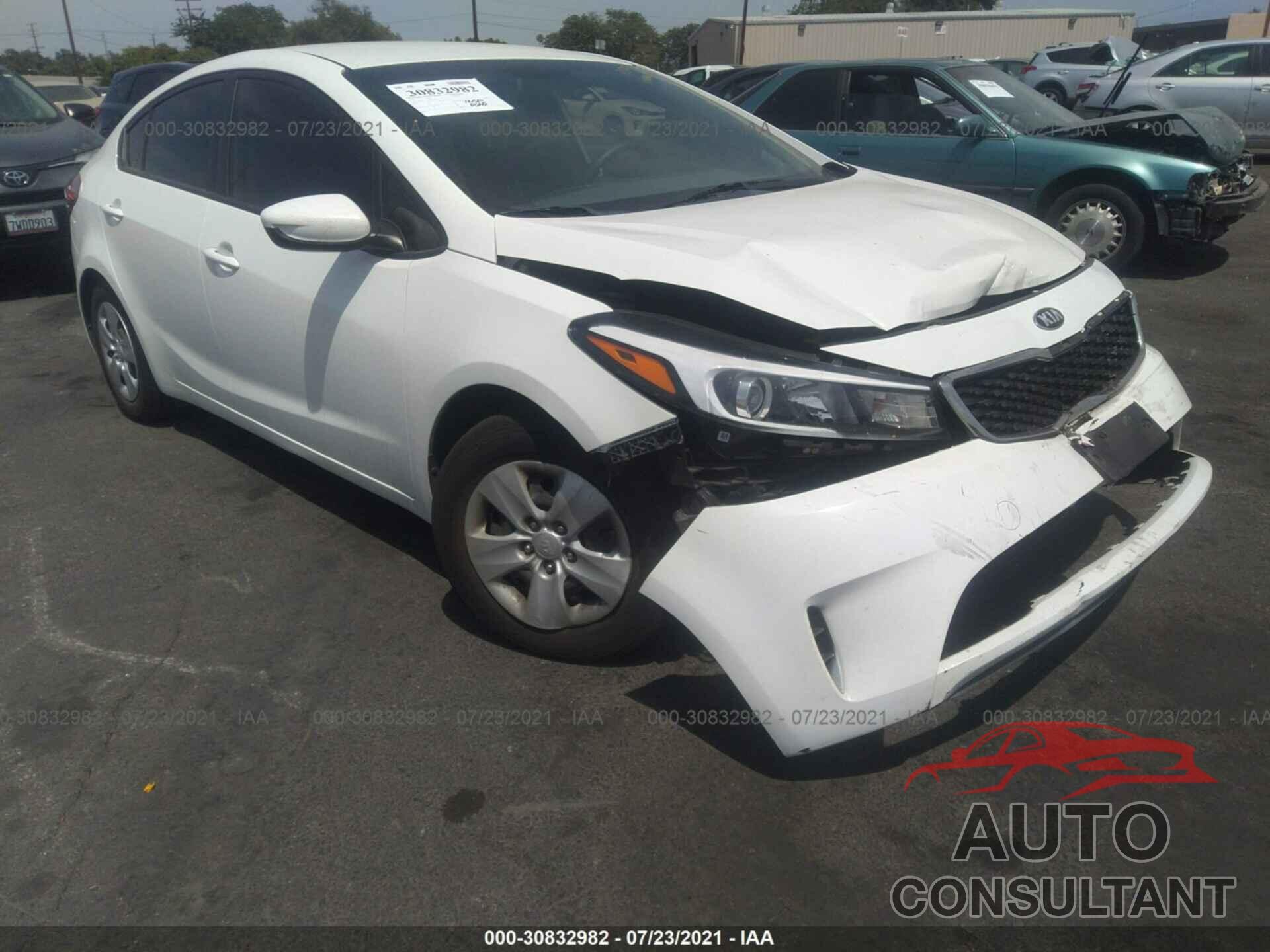 KIA FORTE 2017 - 3KPFK4A73HE048134