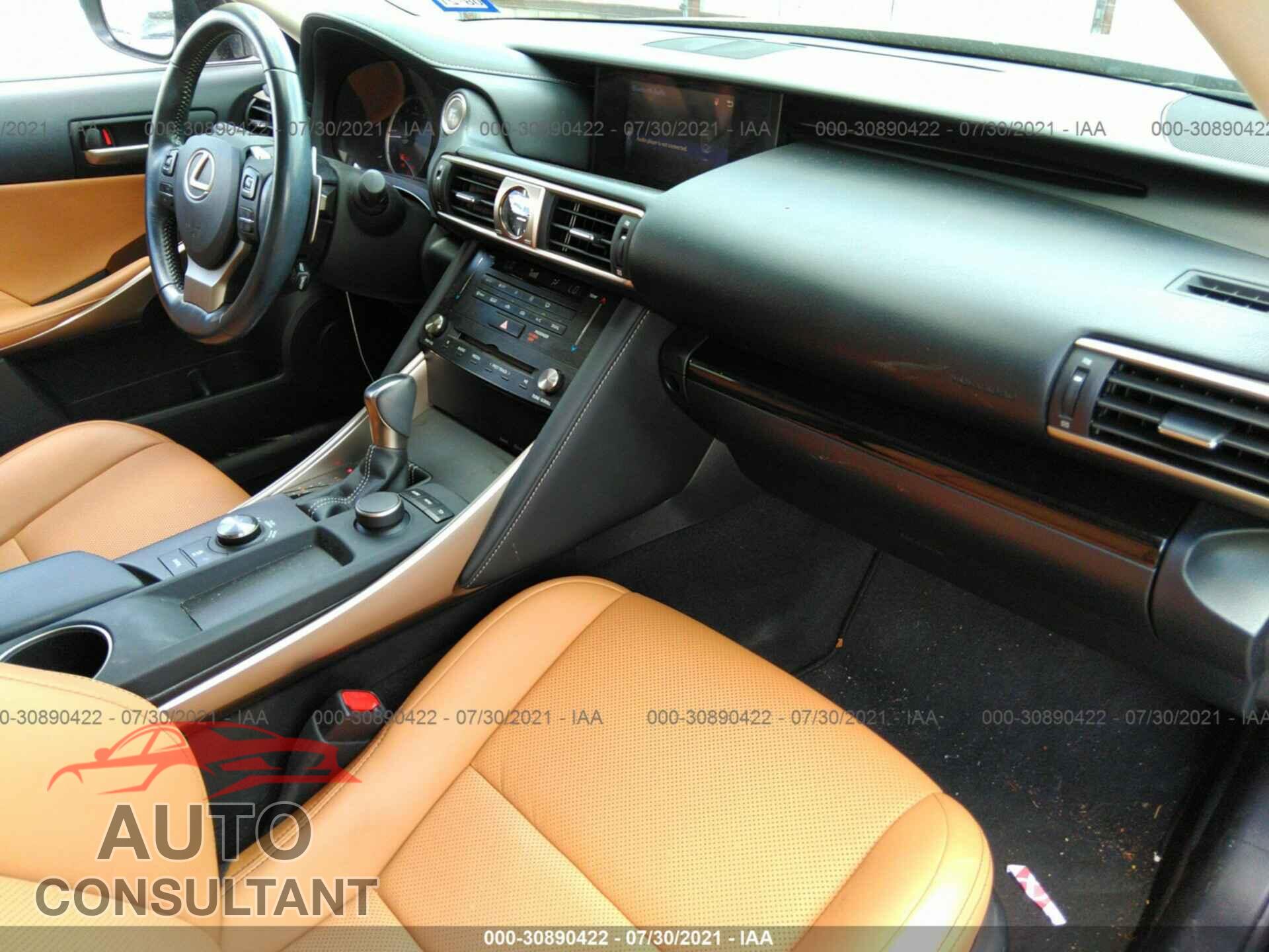 LEXUS IS 2017 - JTHBA1D23H5041534