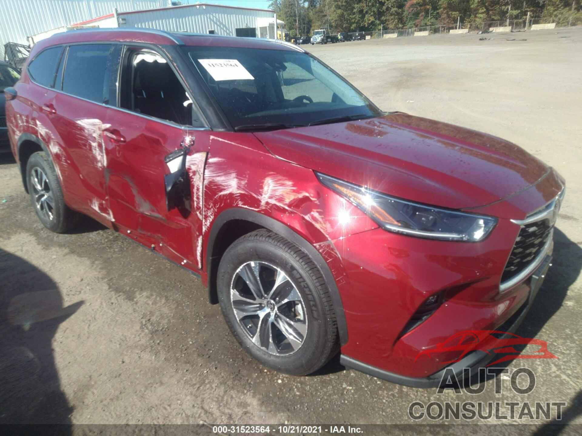 TOYOTA HIGHLANDER 2021 - 5TDHZRBHXMS544315