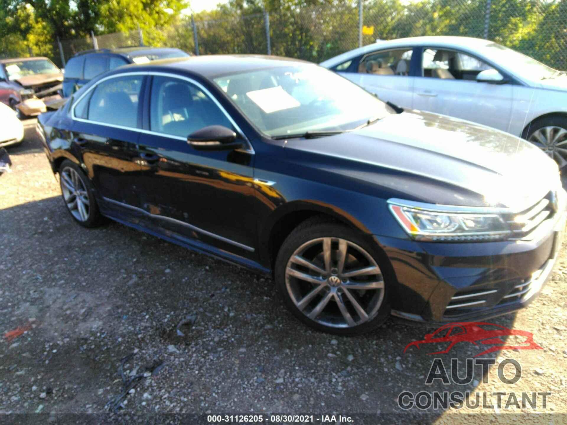 VOLKSWAGEN PASSAT 2017 - 1VWDT7A32HC022874