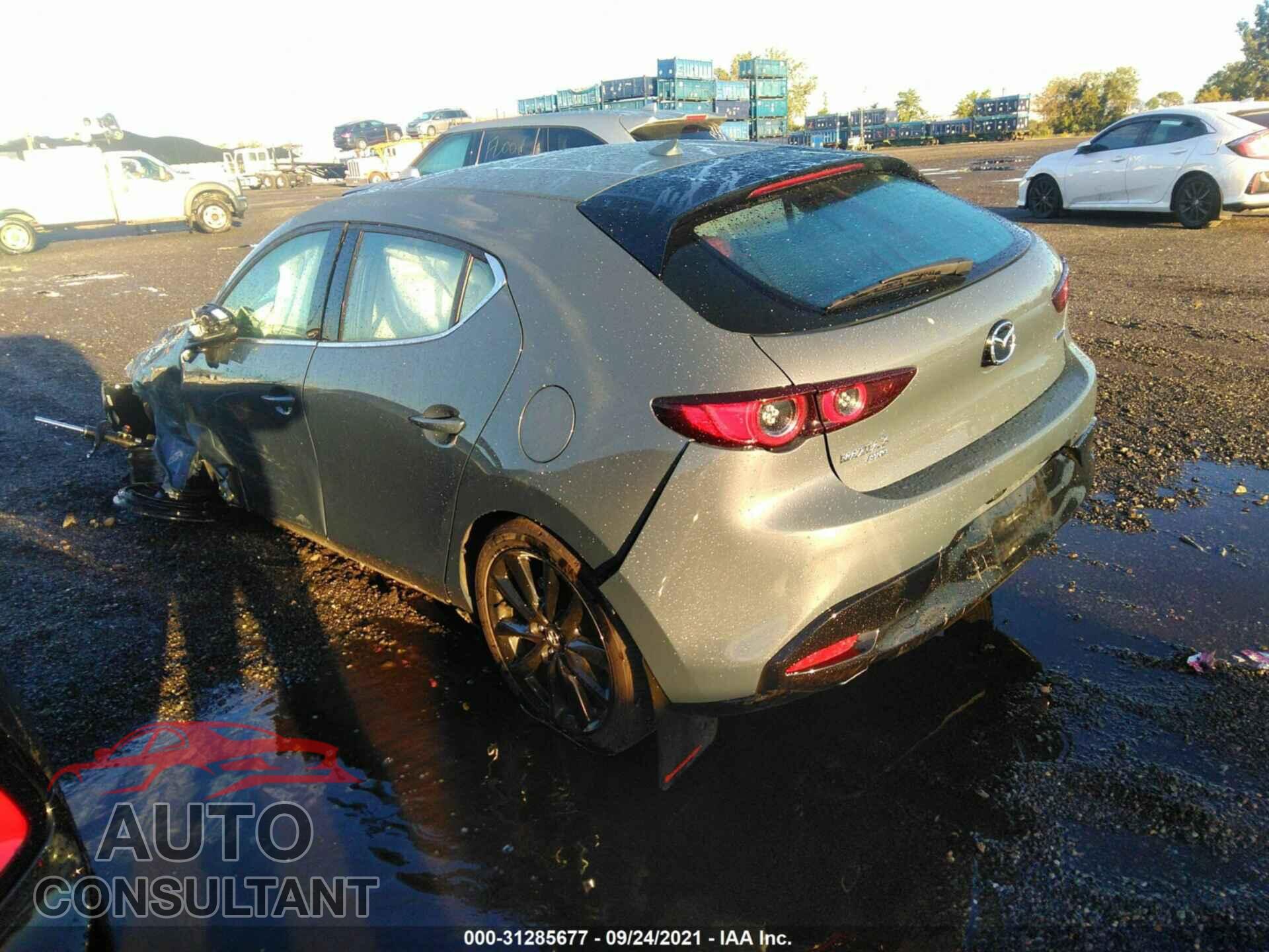 MAZDA MAZDA3 HATCHBACK 2021 - JM1BPBML0M1335361