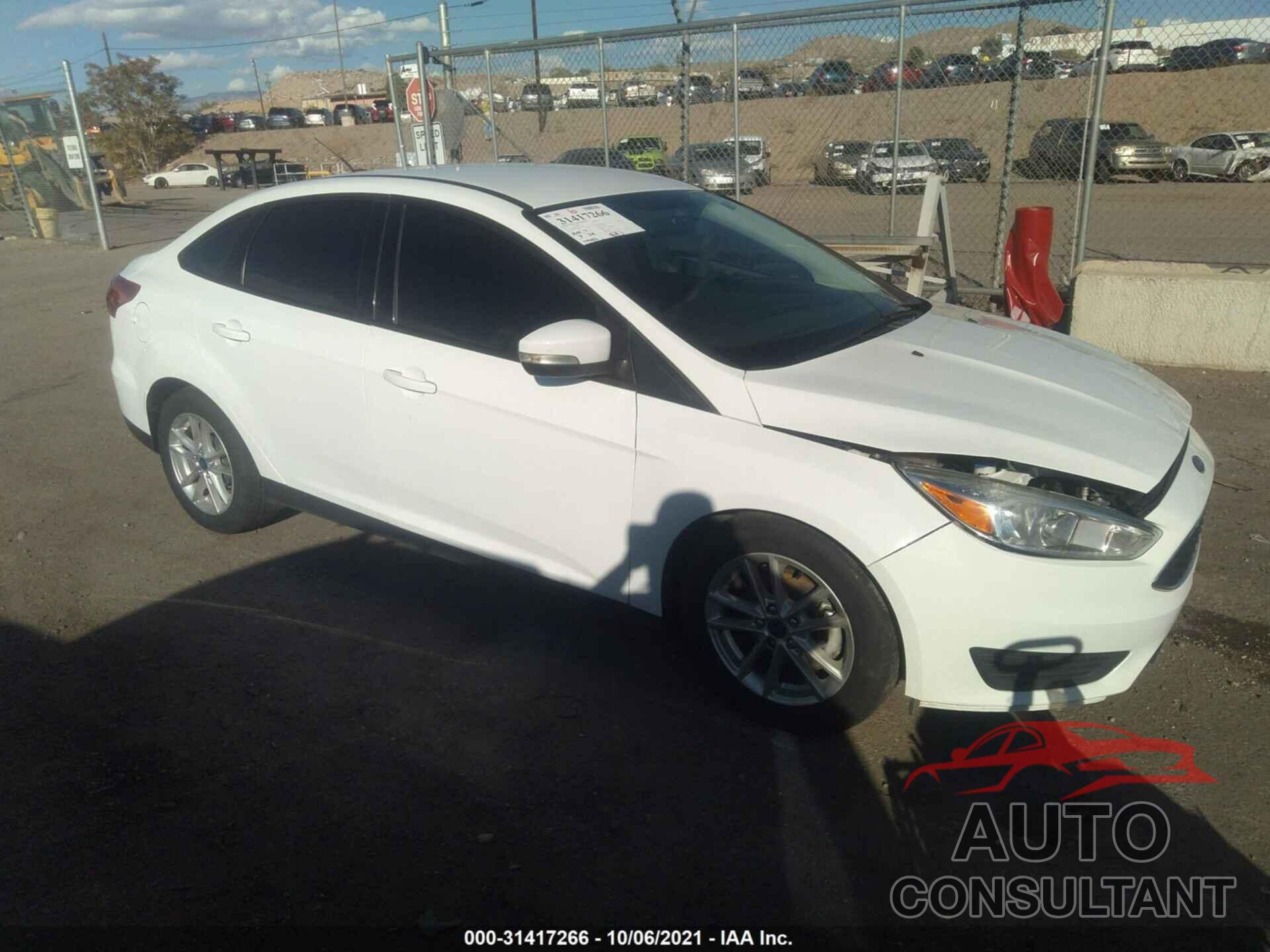 FORD FOCUS 2017 - 1FADP3F26HL286525