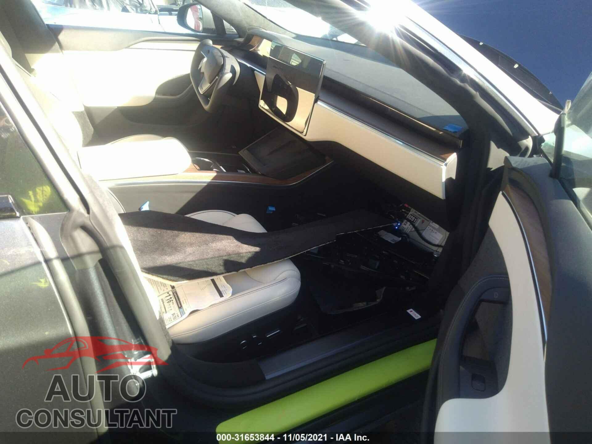 TESLA MODEL S 2021 - 5YJSA1E67MF439213