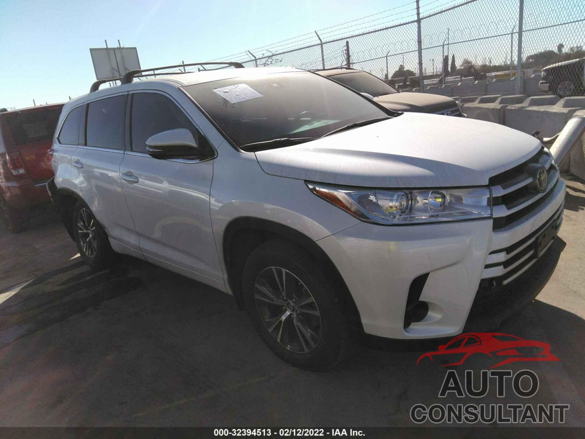 TOYOTA HIGHLANDER 2018 - 5TDBZRFH5JS872995
