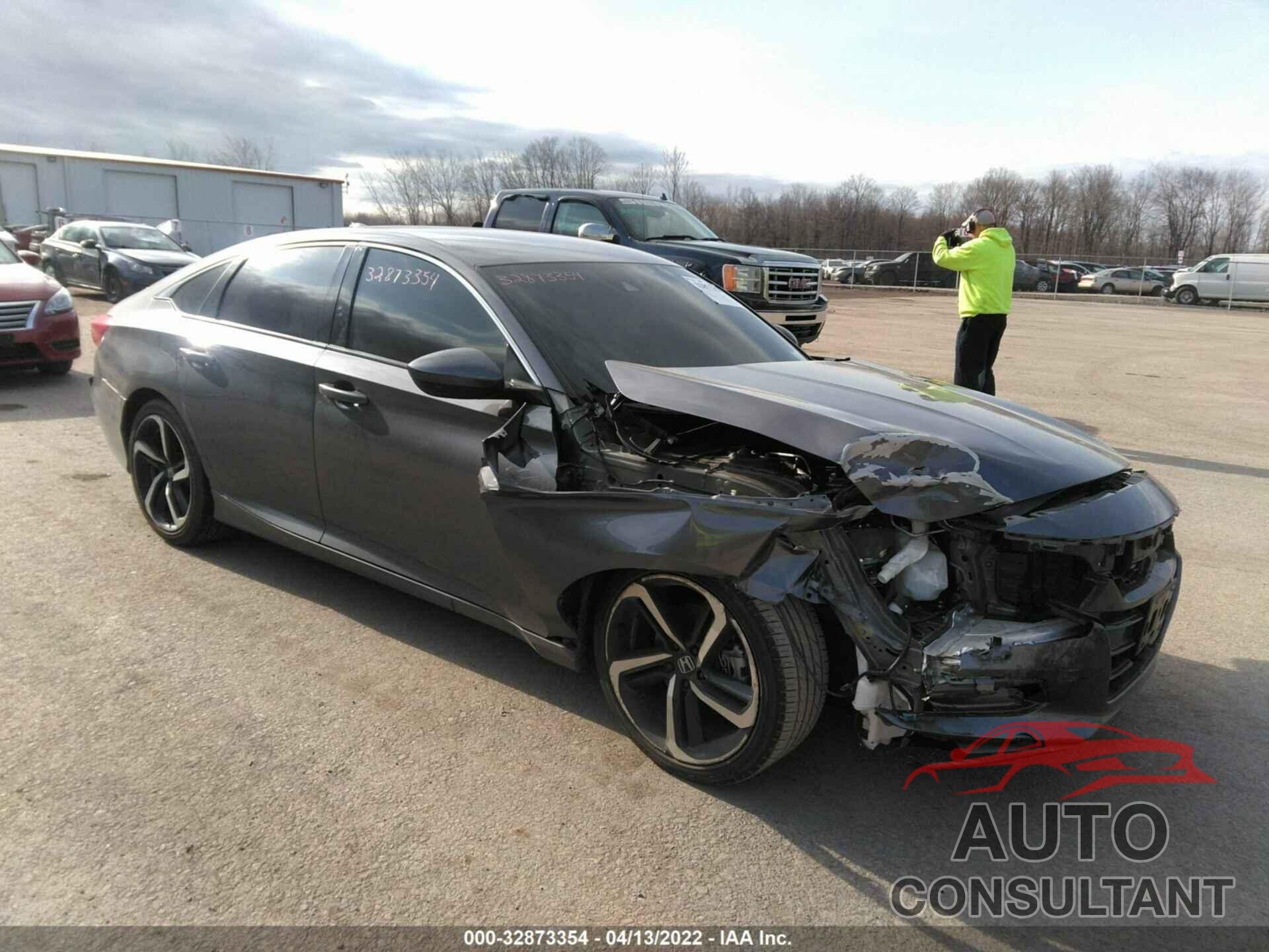 HONDA ACCORD SEDAN 2018 - 1HGCV1F30JA097705