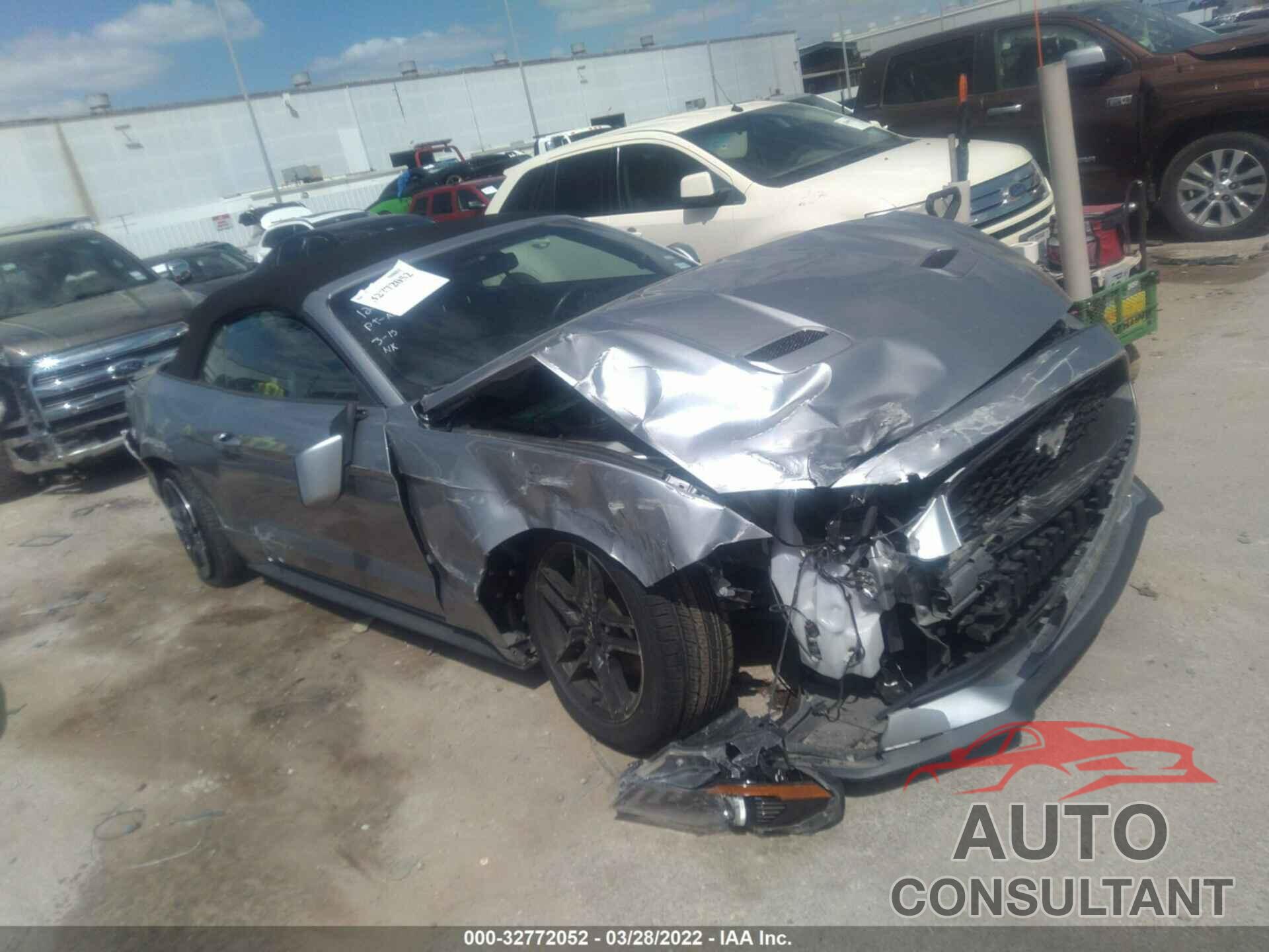 FORD MUSTANG 2020 - 4T1B11HK0JU067785
