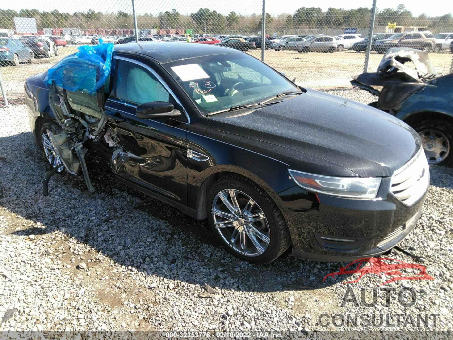 FORD TAURUS 2018 - 1FAHP2H88JG137366