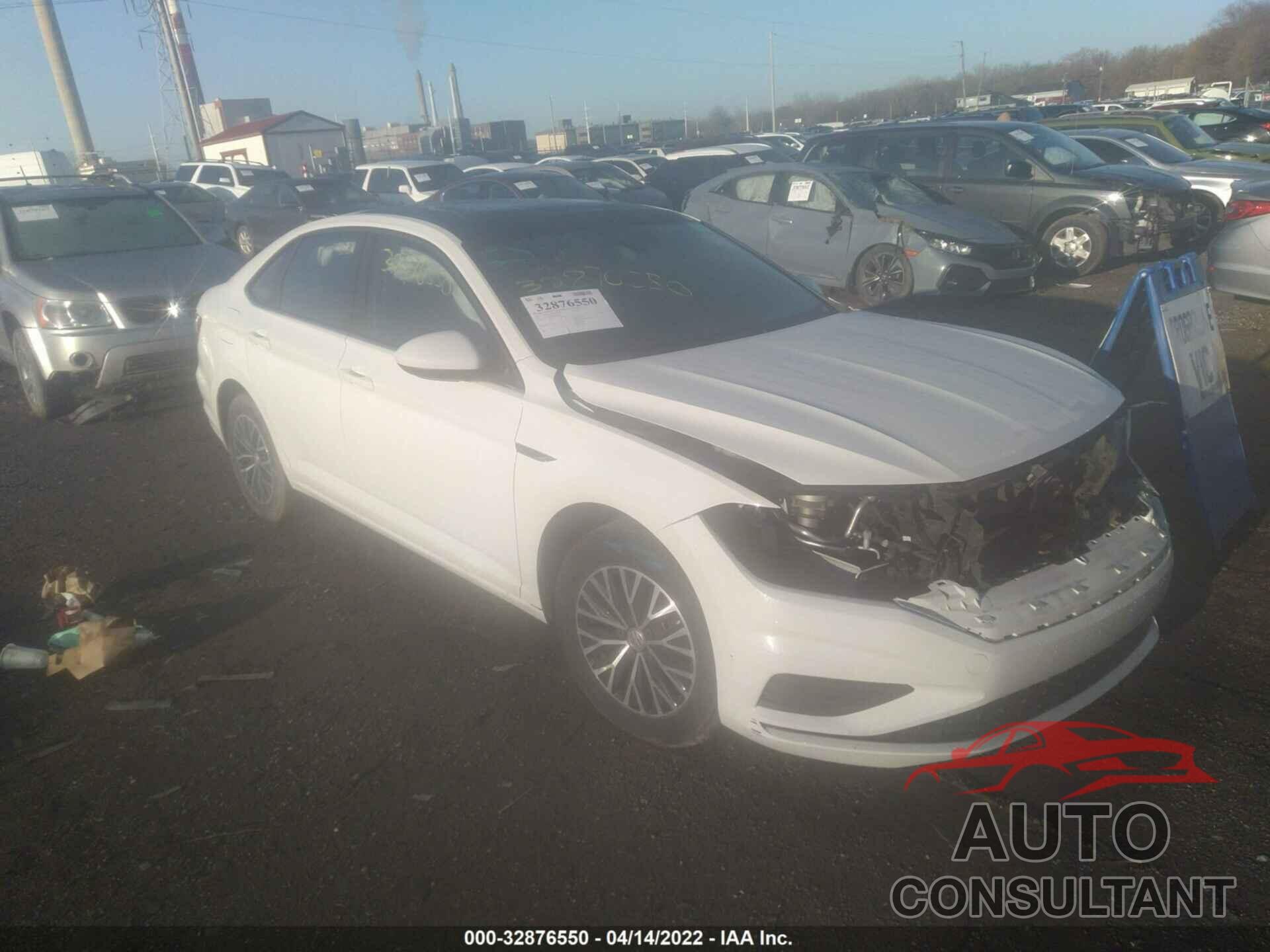 VOLKSWAGEN JETTA 2019 - 3VWE57BU1KM029018