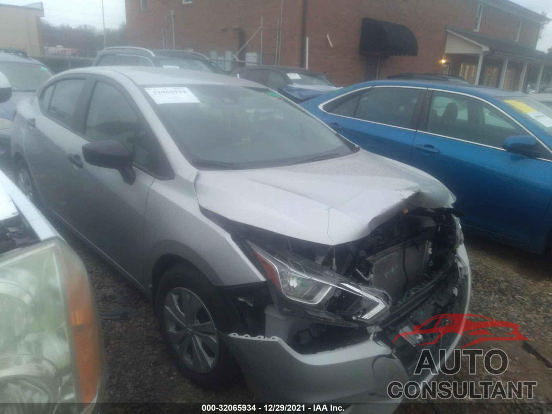 NISSAN VERSA 2021 - 3N1CN8DV9ML815733