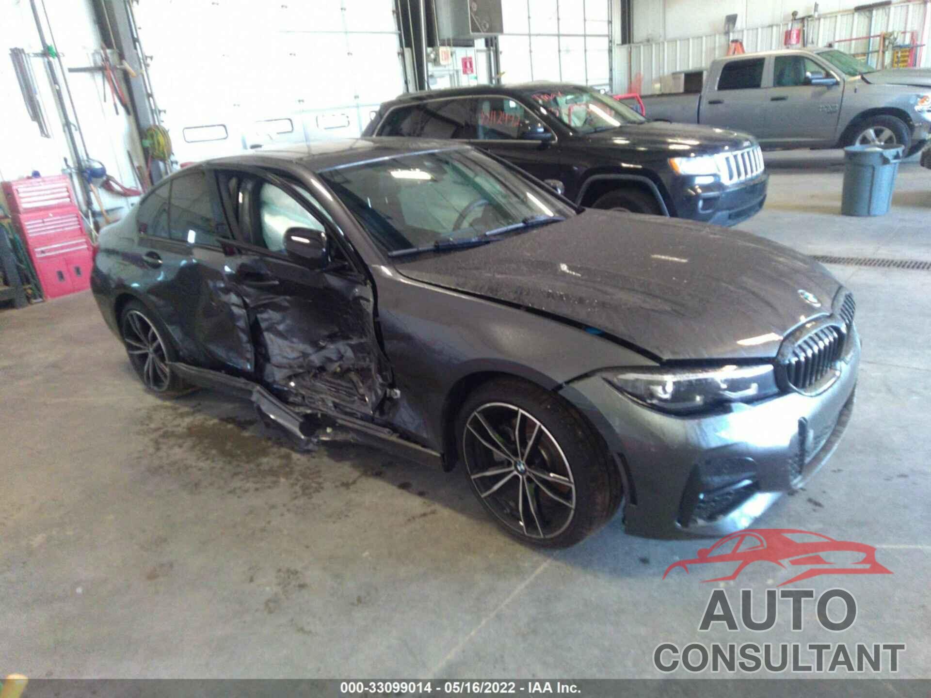 BMW 3 SERIES 2022 - 3MW5R7J0XN8C49886