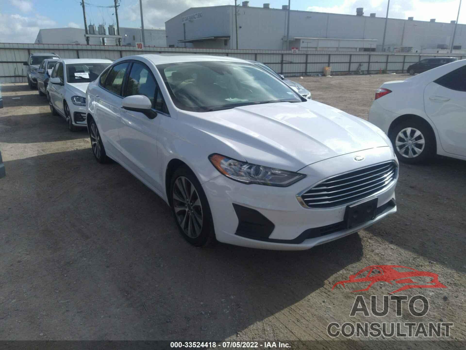 FORD FUSION 2019 - 3FA6P0T91KR270069