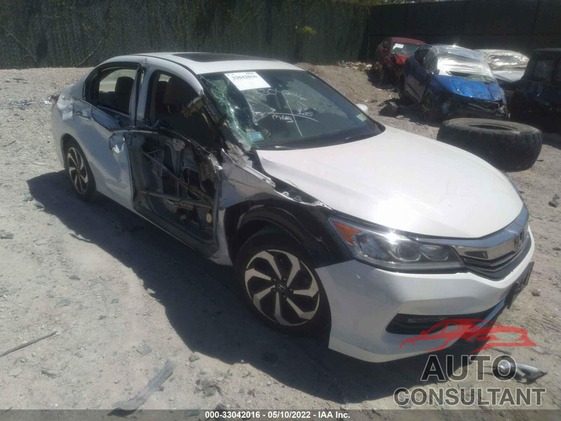 HONDA ACCORD SEDAN 2016 - 1HGCR2F83GA097213