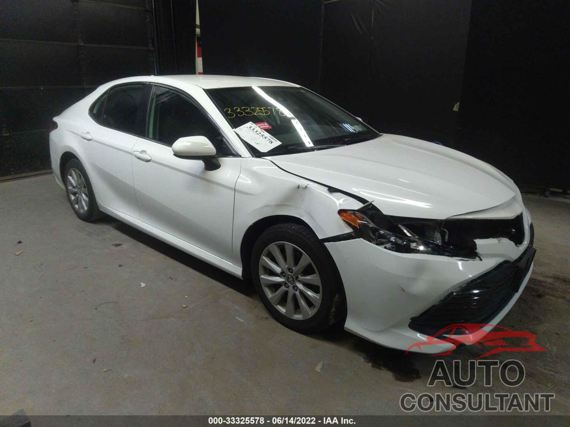 TOYOTA CAMRY 2020 - 4T1C11AK1LU876035