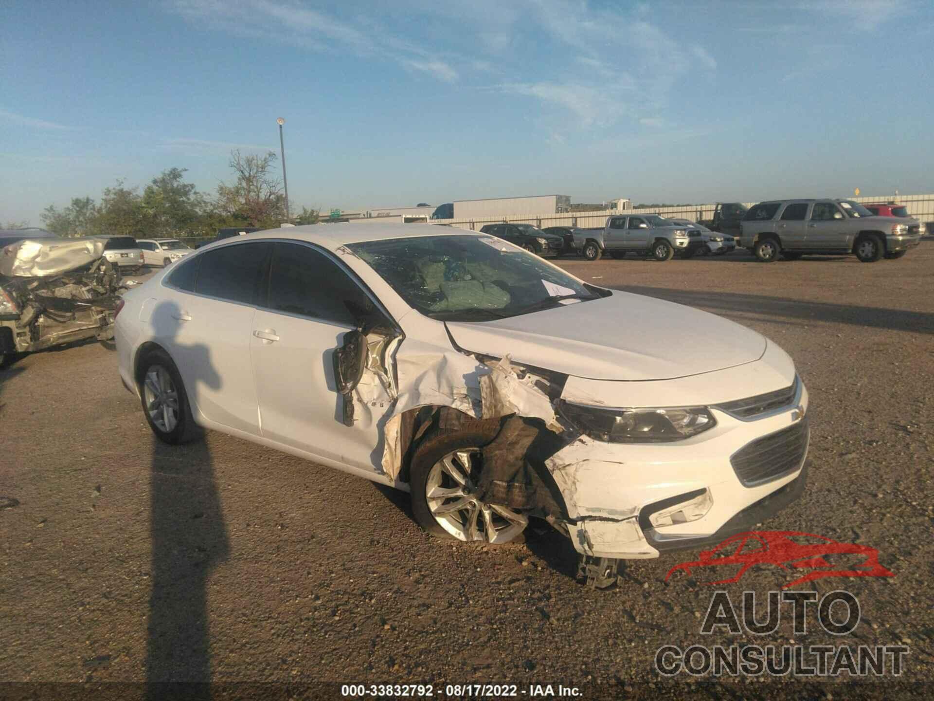 CHEVROLET MALIBU 2017 - 1G1ZE5ST2HF116377