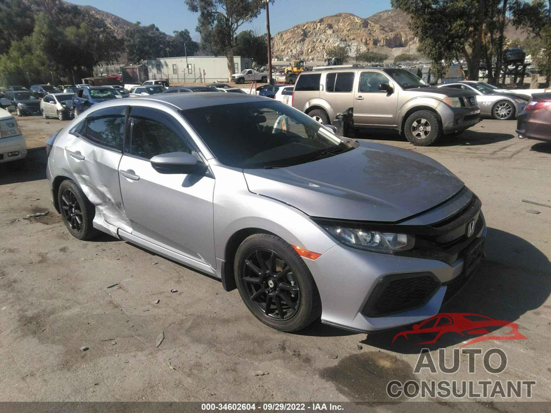 HONDA CIVIC HATCHBACK 2017 - SHHFK7H22HU414704