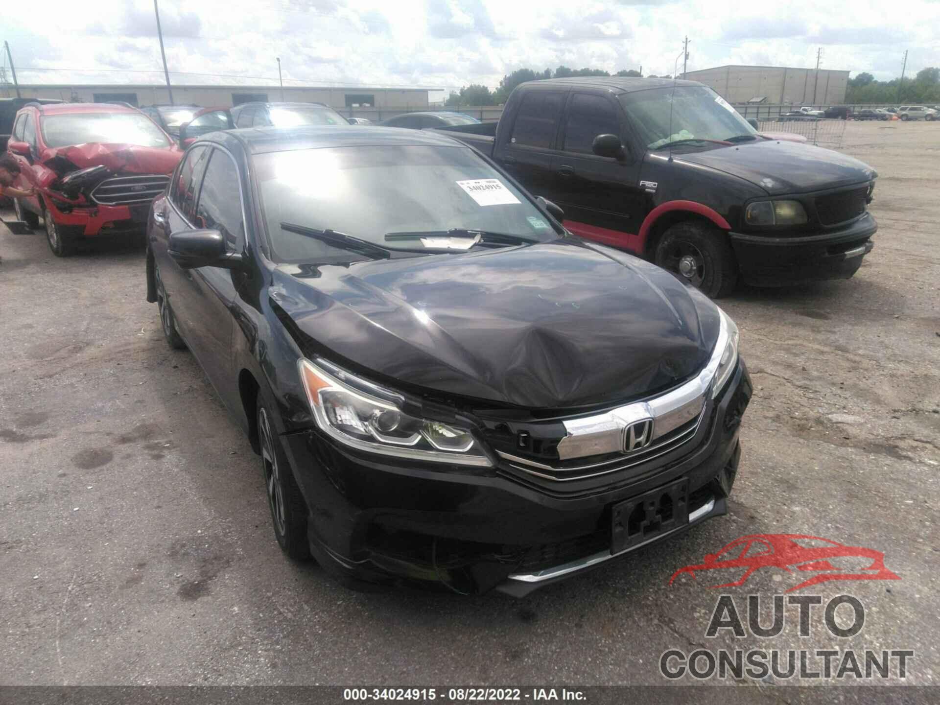 HONDA ACCORD SEDAN 2016 - 1HGCR3F88GA015675