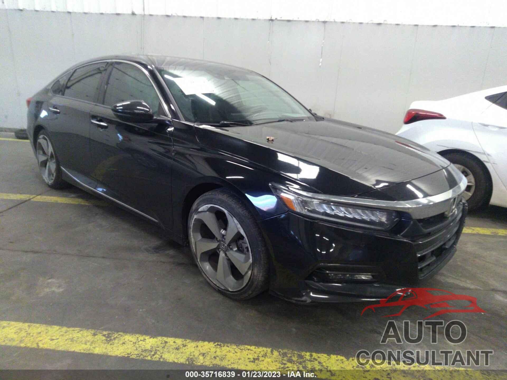 HONDA ACCORD SEDAN 2018 - 1HGCV1F9XJA113848