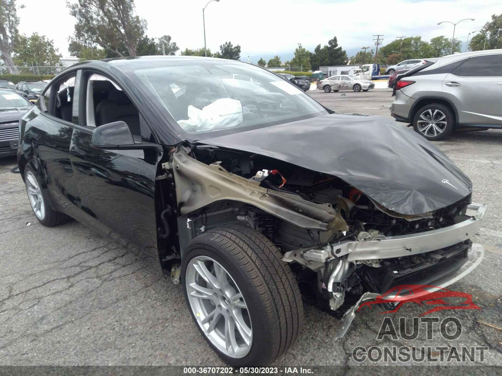 TESLA MODEL Y 2023 - 7SAYGAEE6PF711970