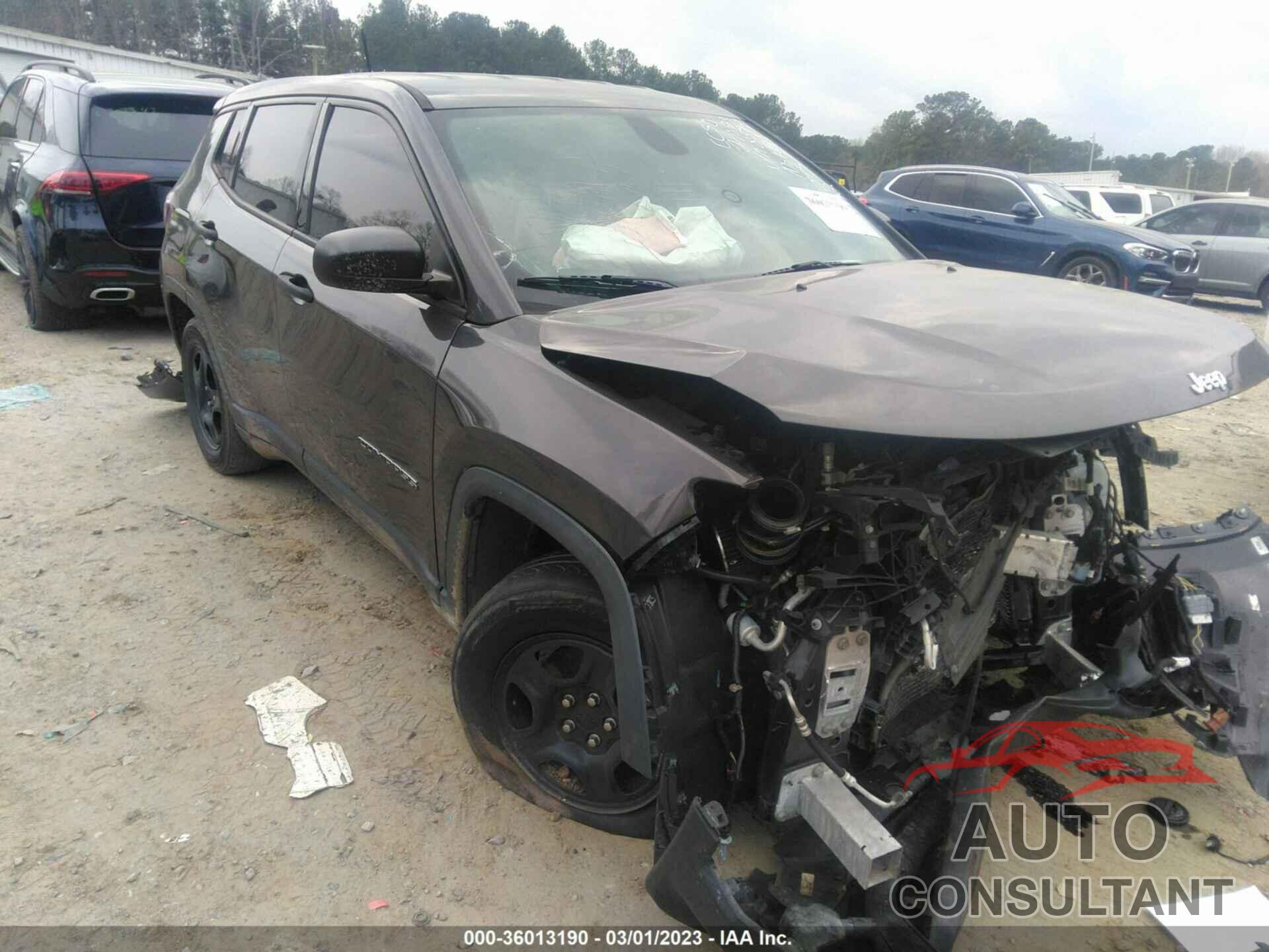 JEEP COMPASS 2018 - 3C4NJCAB6JT368594